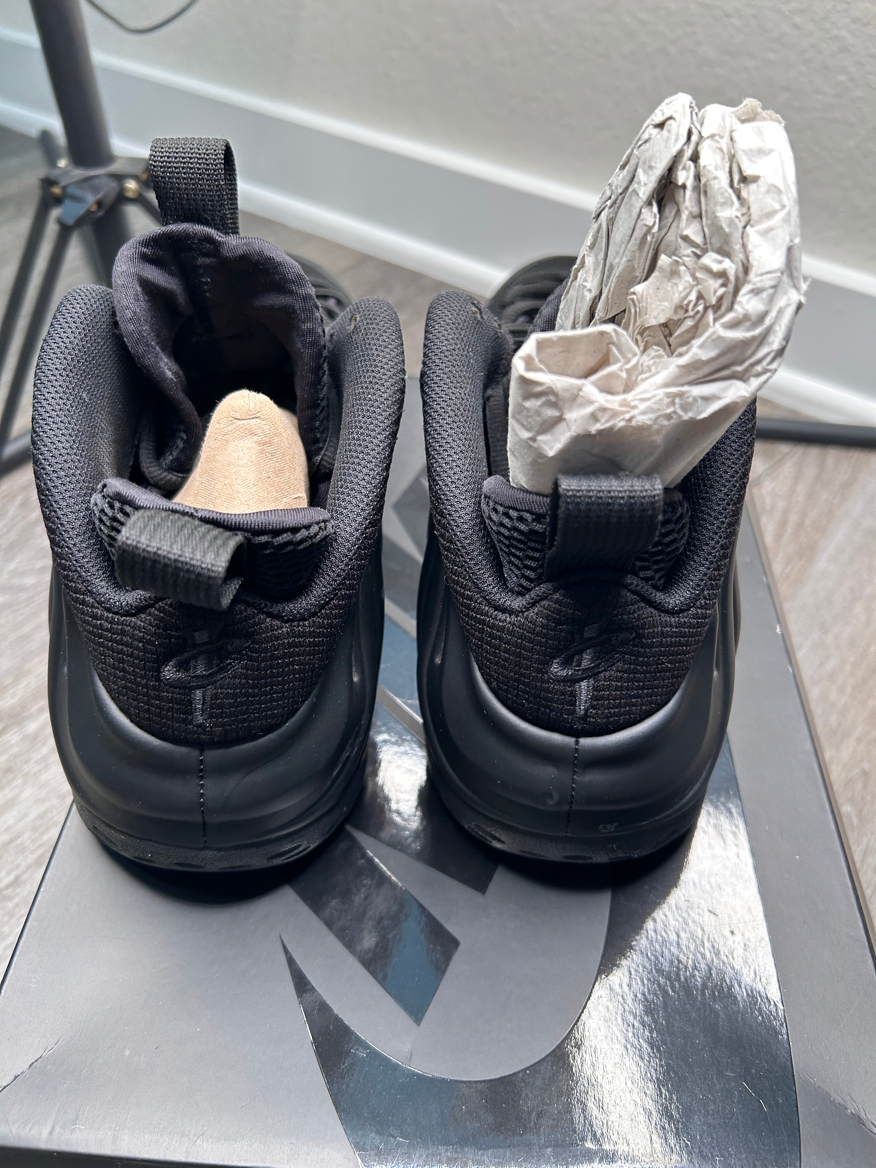 Size 9.5 - Nike Air Foamposite One Anthracite (2023) FD5855-001