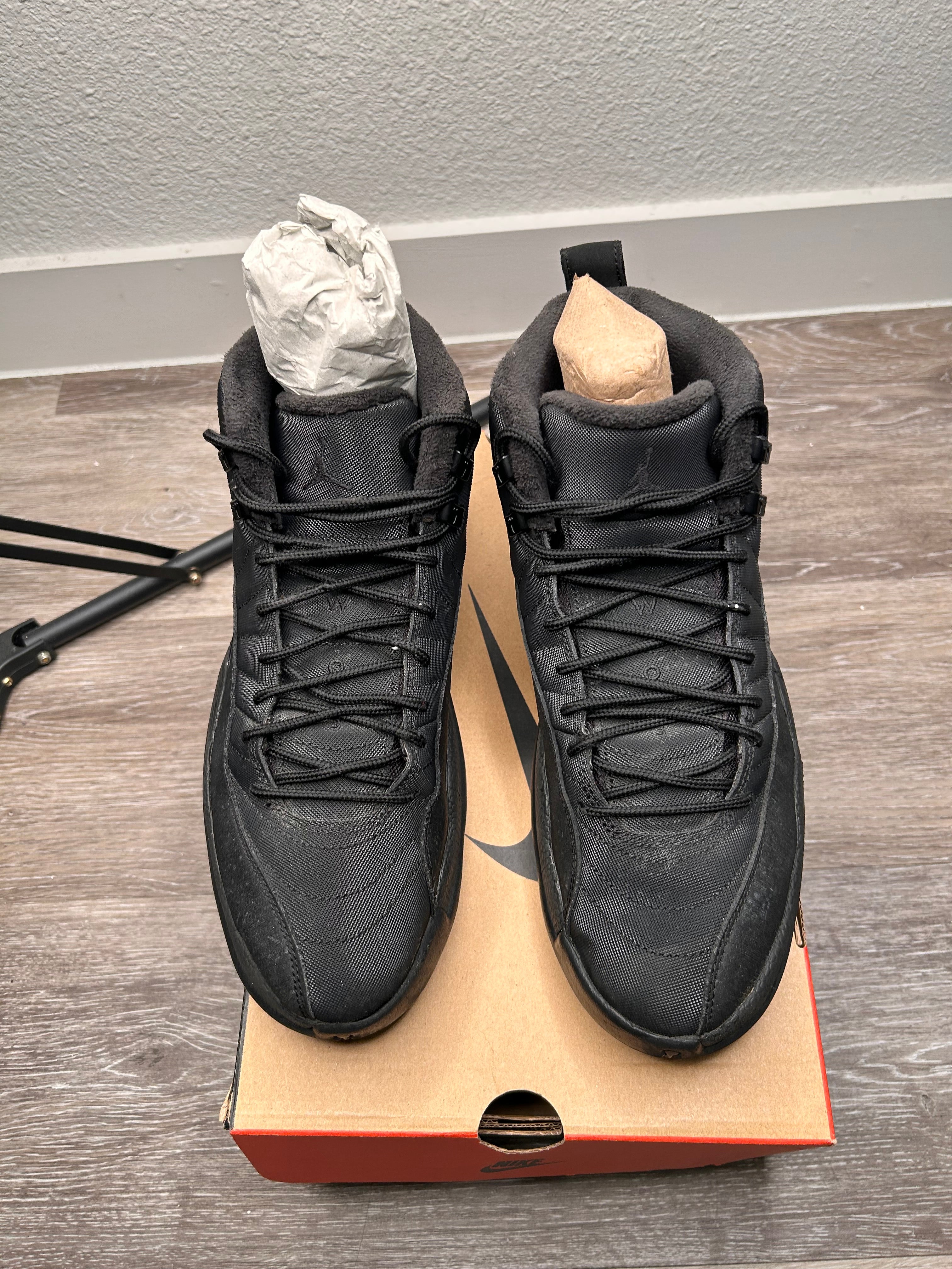 Nike Air Retro Jordan 12 Winterized Triple Black - Size 10.5 (2018)