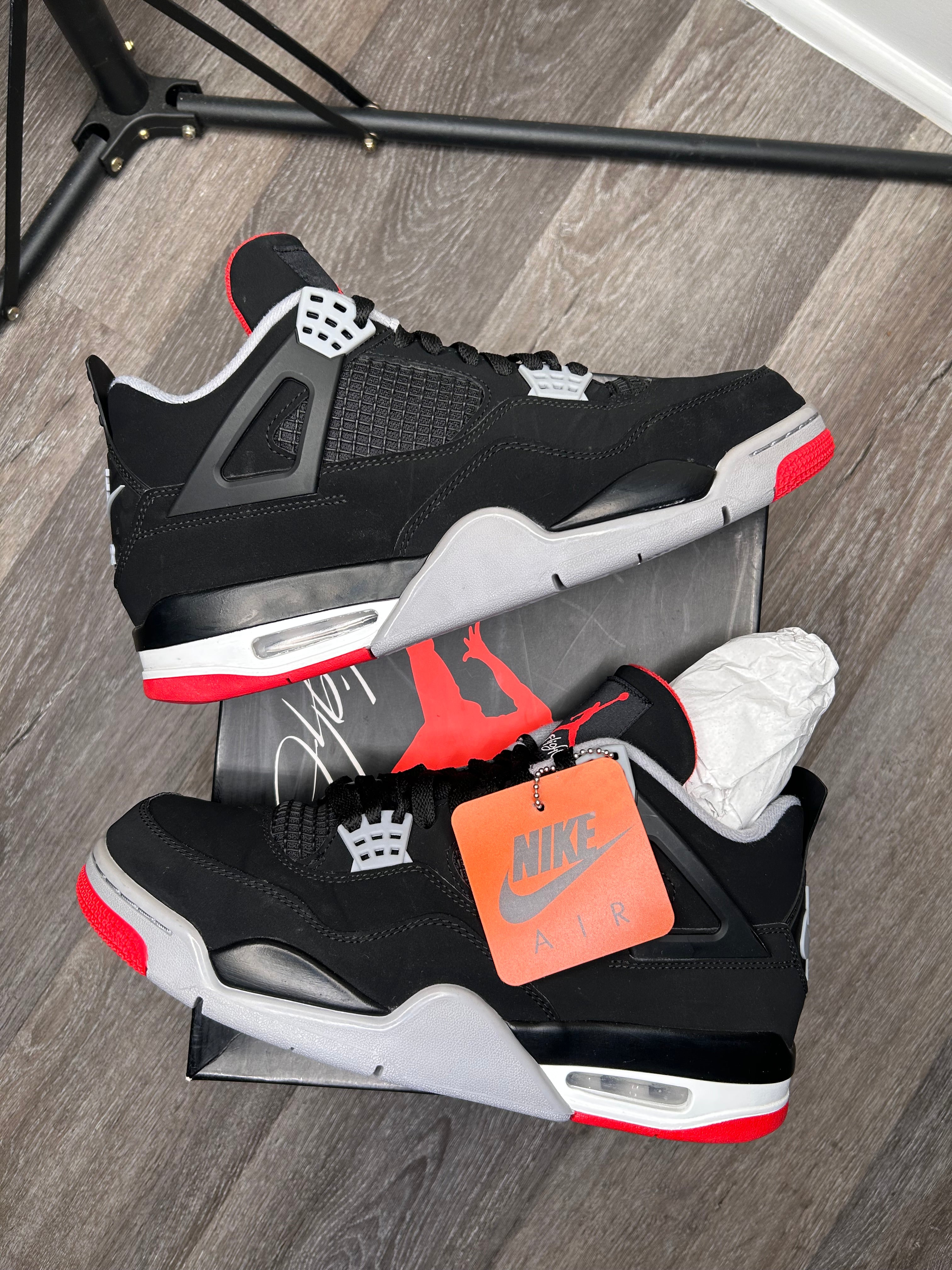 Size 10 Nike Air Jordan 4 Retro OG Bred 2019 308497-060 Mens Sneaker With Box