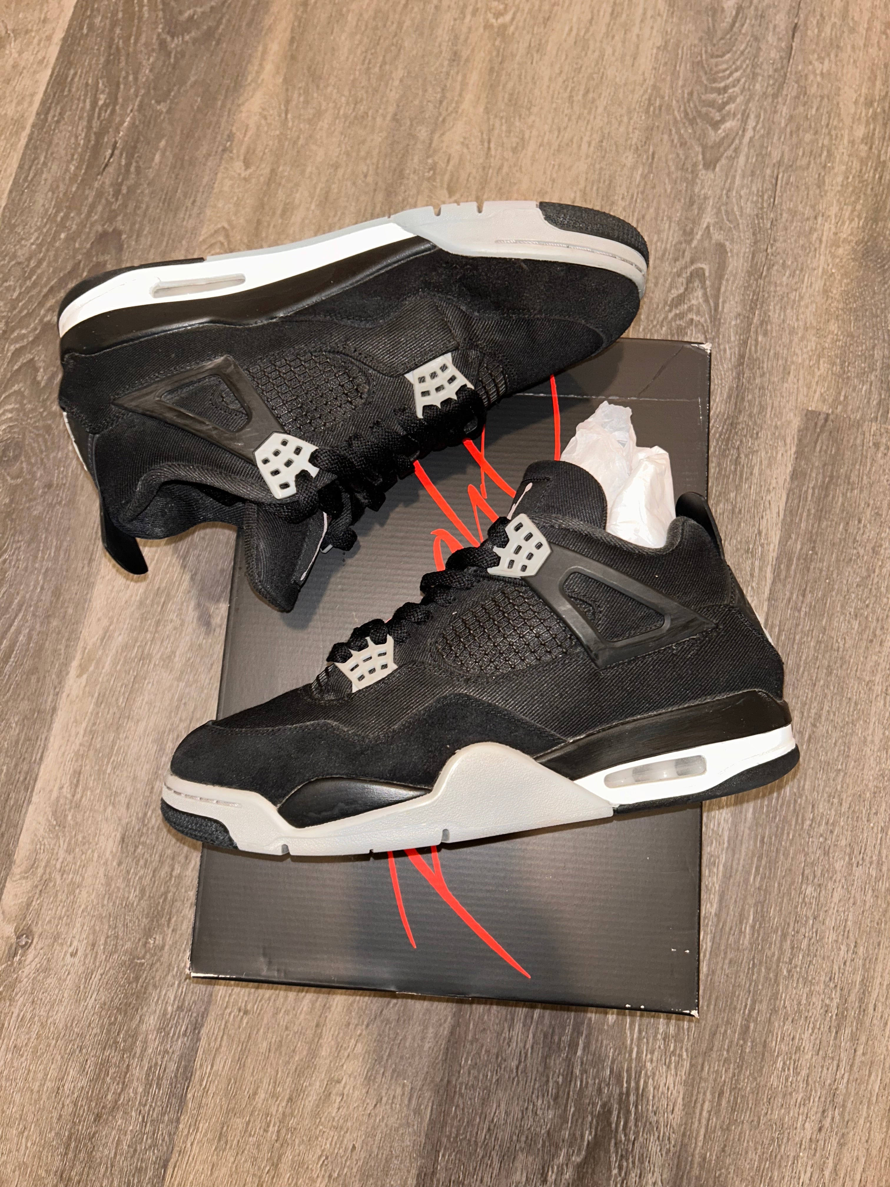 Size 10 Nike air Jordan retro 4 black canvas men’s