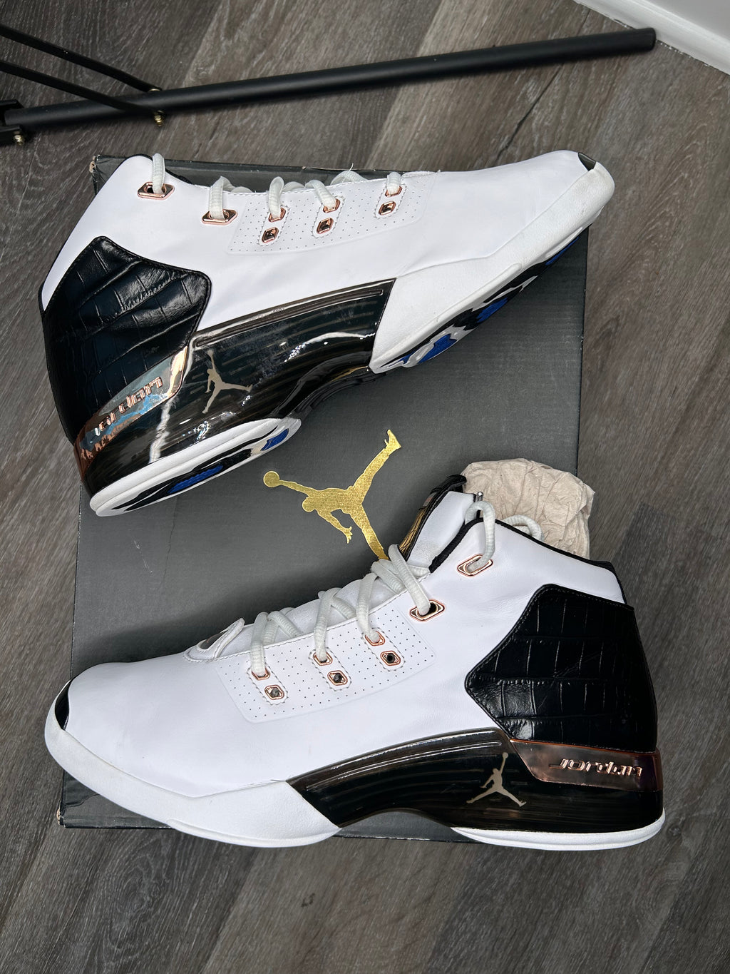 Size 11.5 - Nike Air Jordan 17 XVII Copper (2016) 832816-122