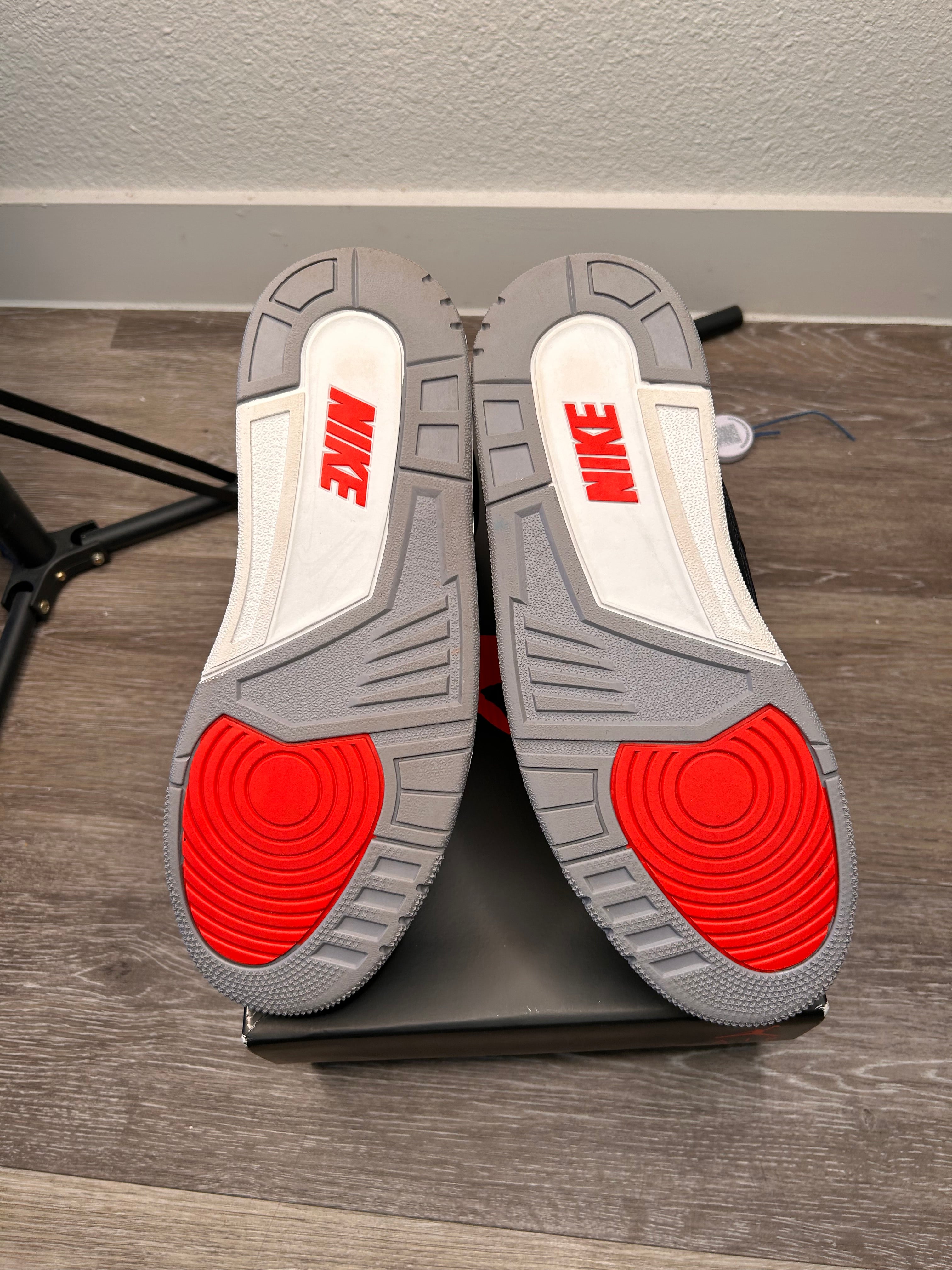 Size 9.5 - Air Jordan 3 Retro OG (2024) Black Cement