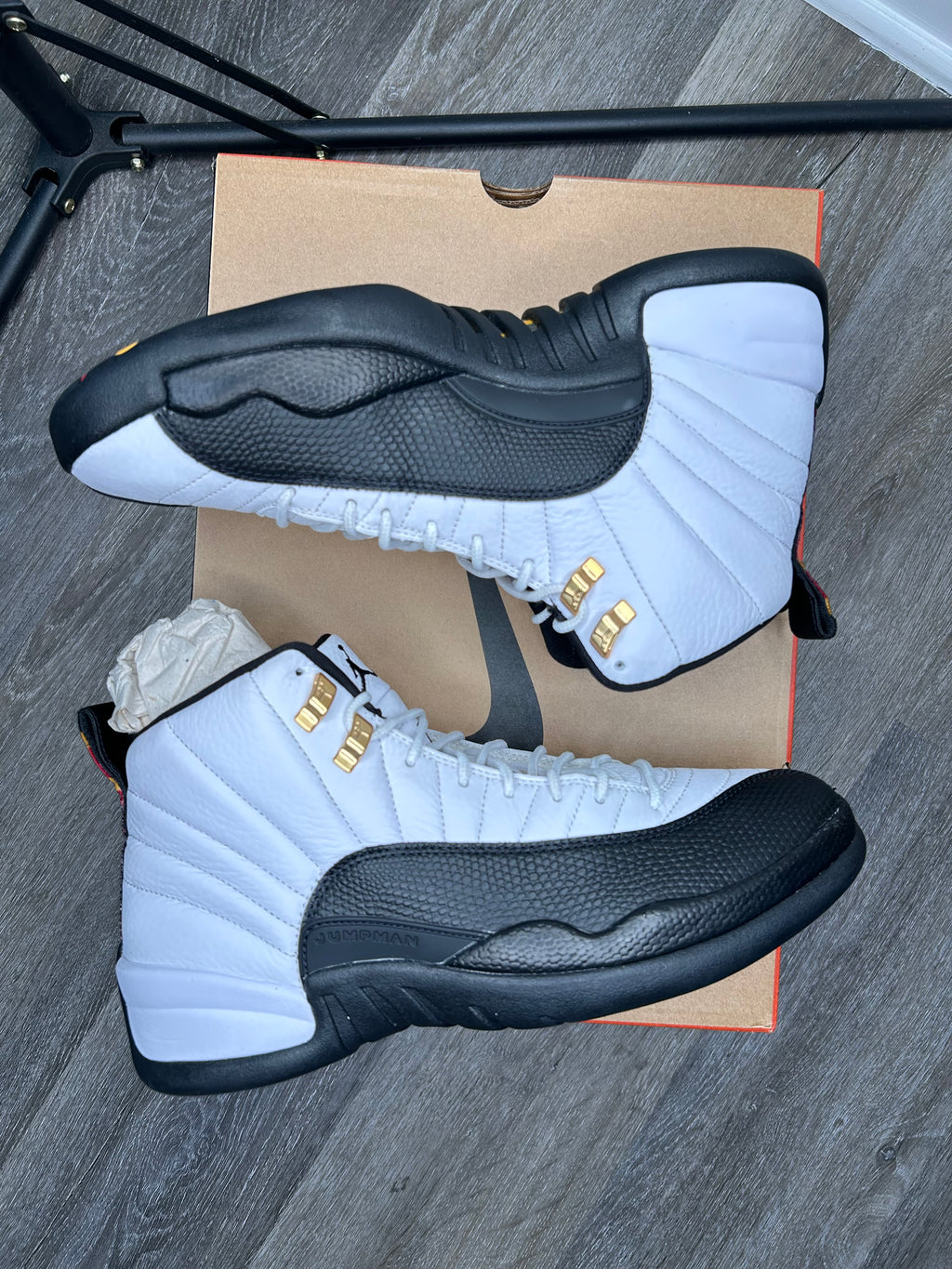 Size 9.5 - Jordan 12 Taxi (2025) CT8013-117