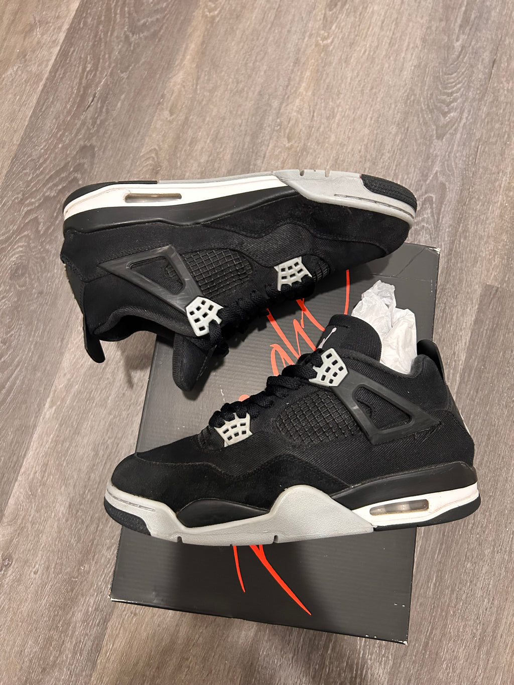 Size 10 Nike air Jordan retro 4 black canvas men’s