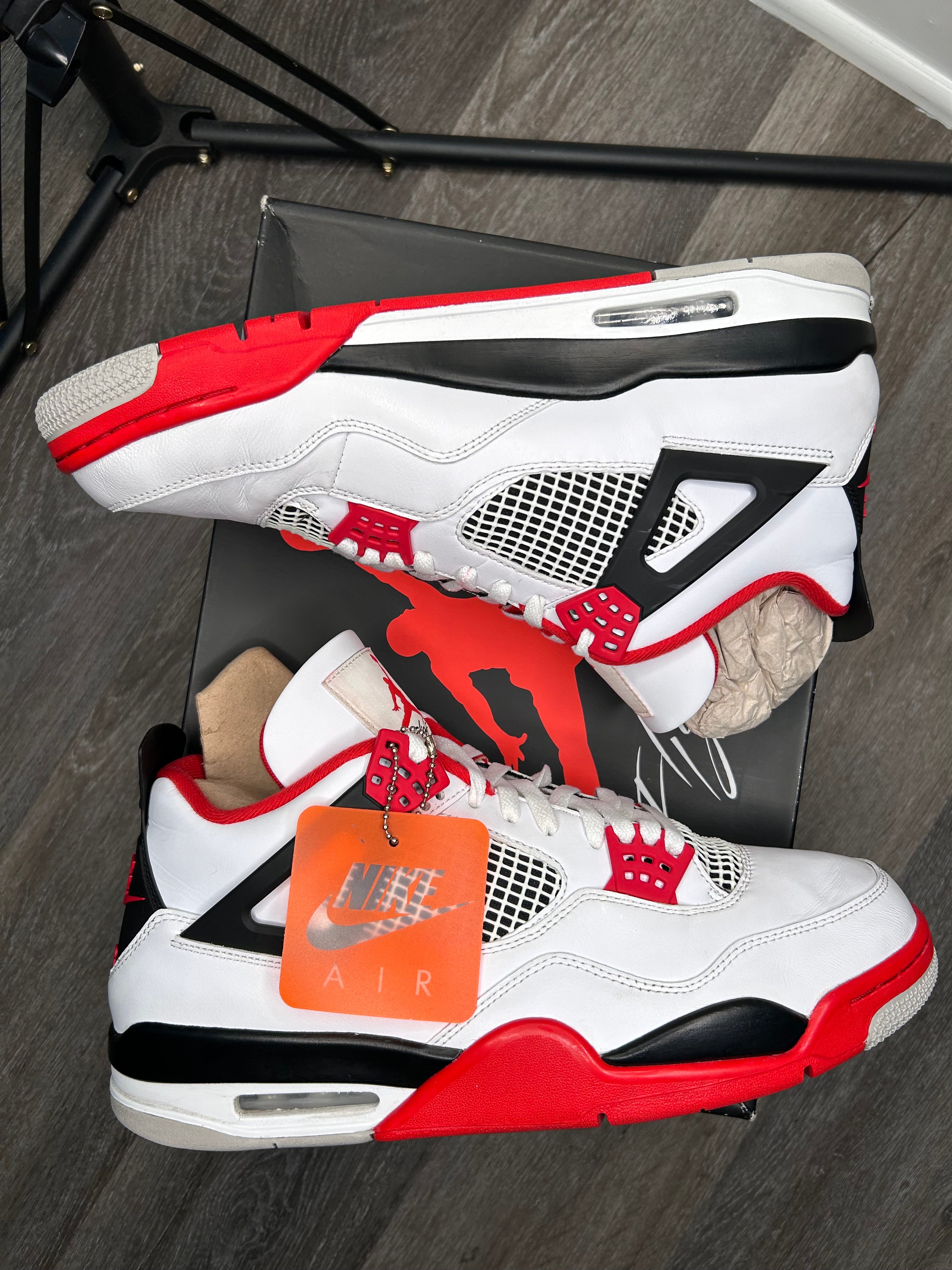 Size 13 - Jordan 4 Fire Red (2020) DC7770-160