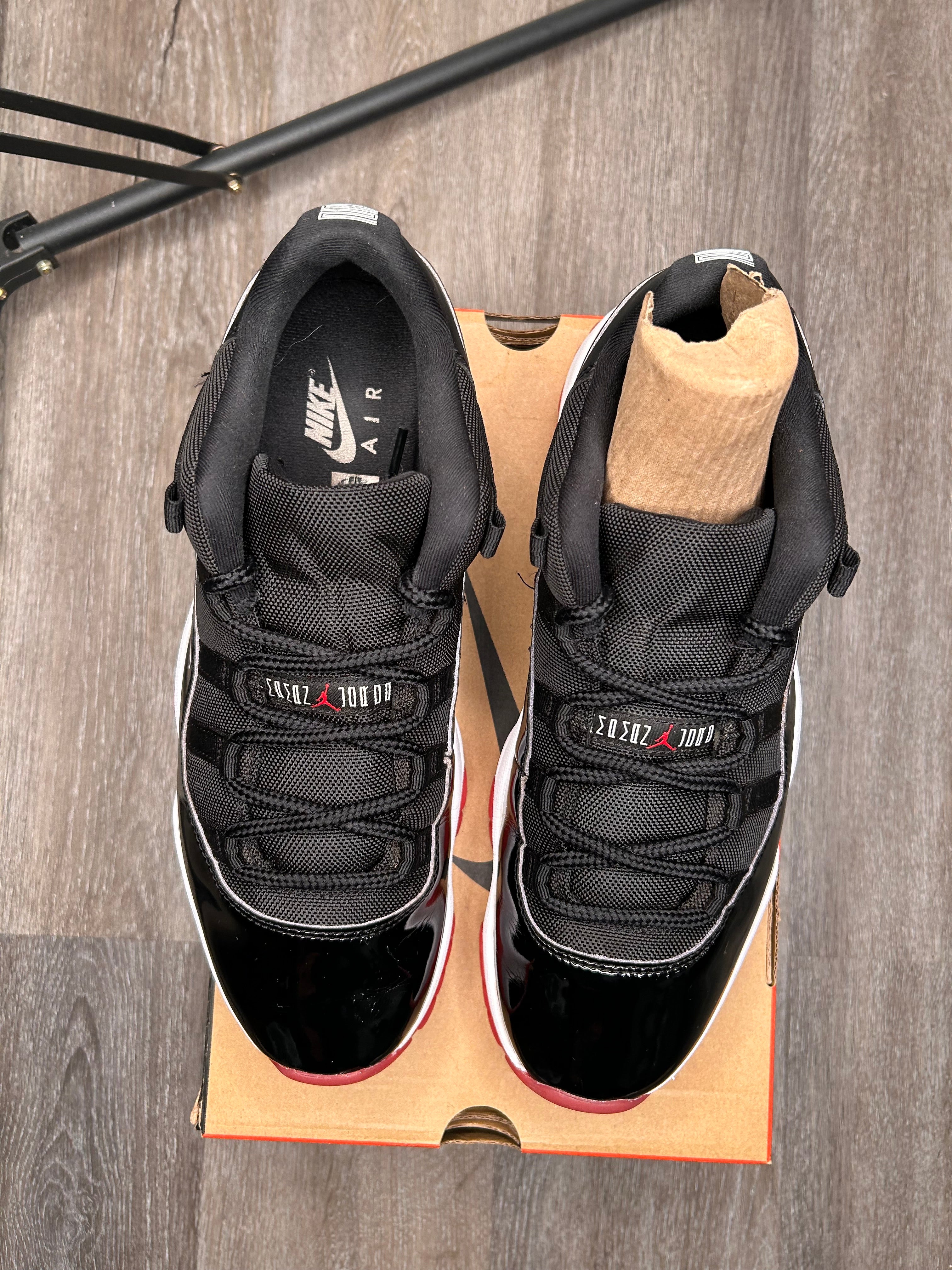 Nike air Jordan retro 11 XI BRED LOW (2025) size 11.5