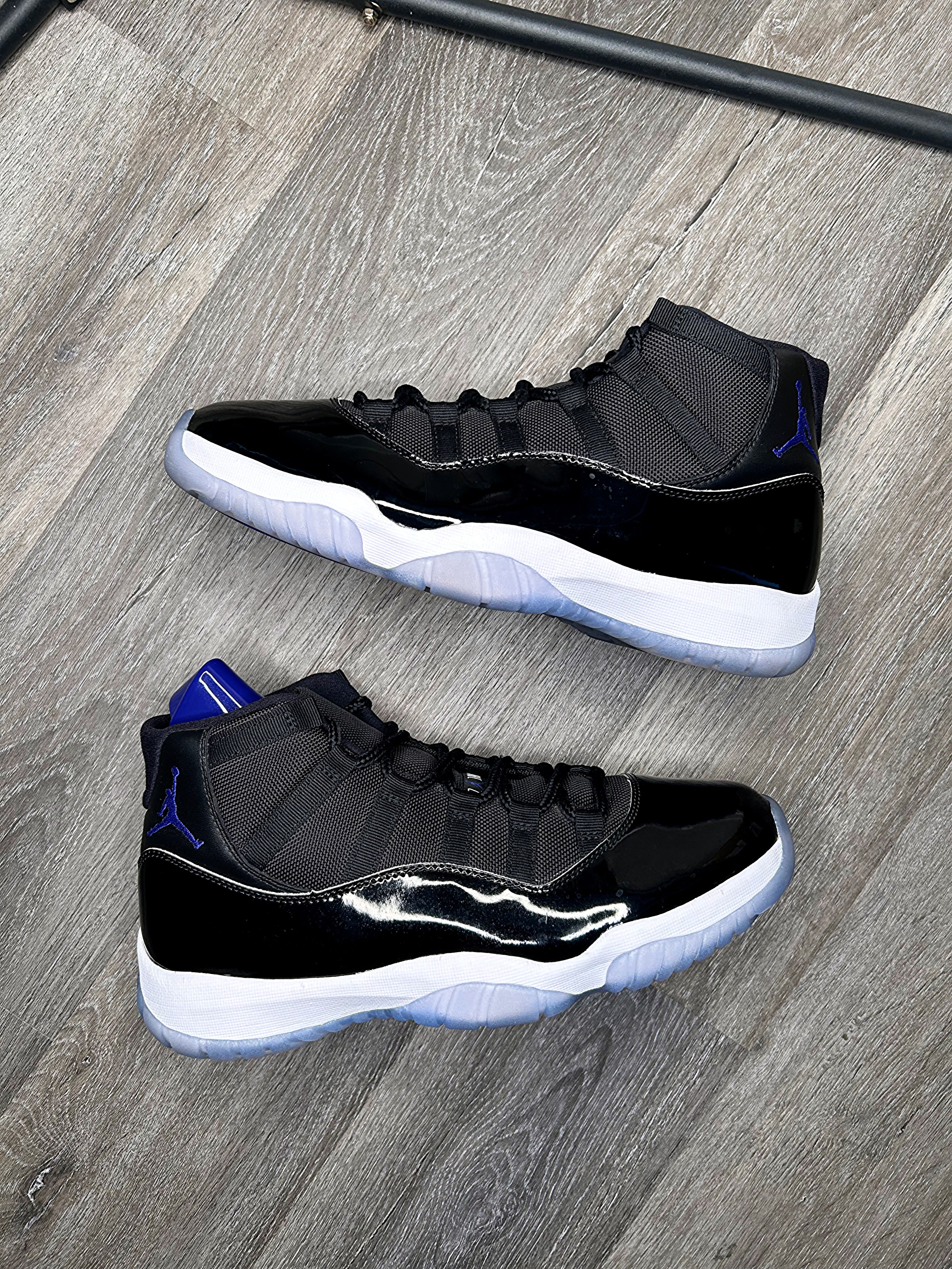 Size 10.5 - Jordan 11 Retro Space Jam 378037-003 Men’s