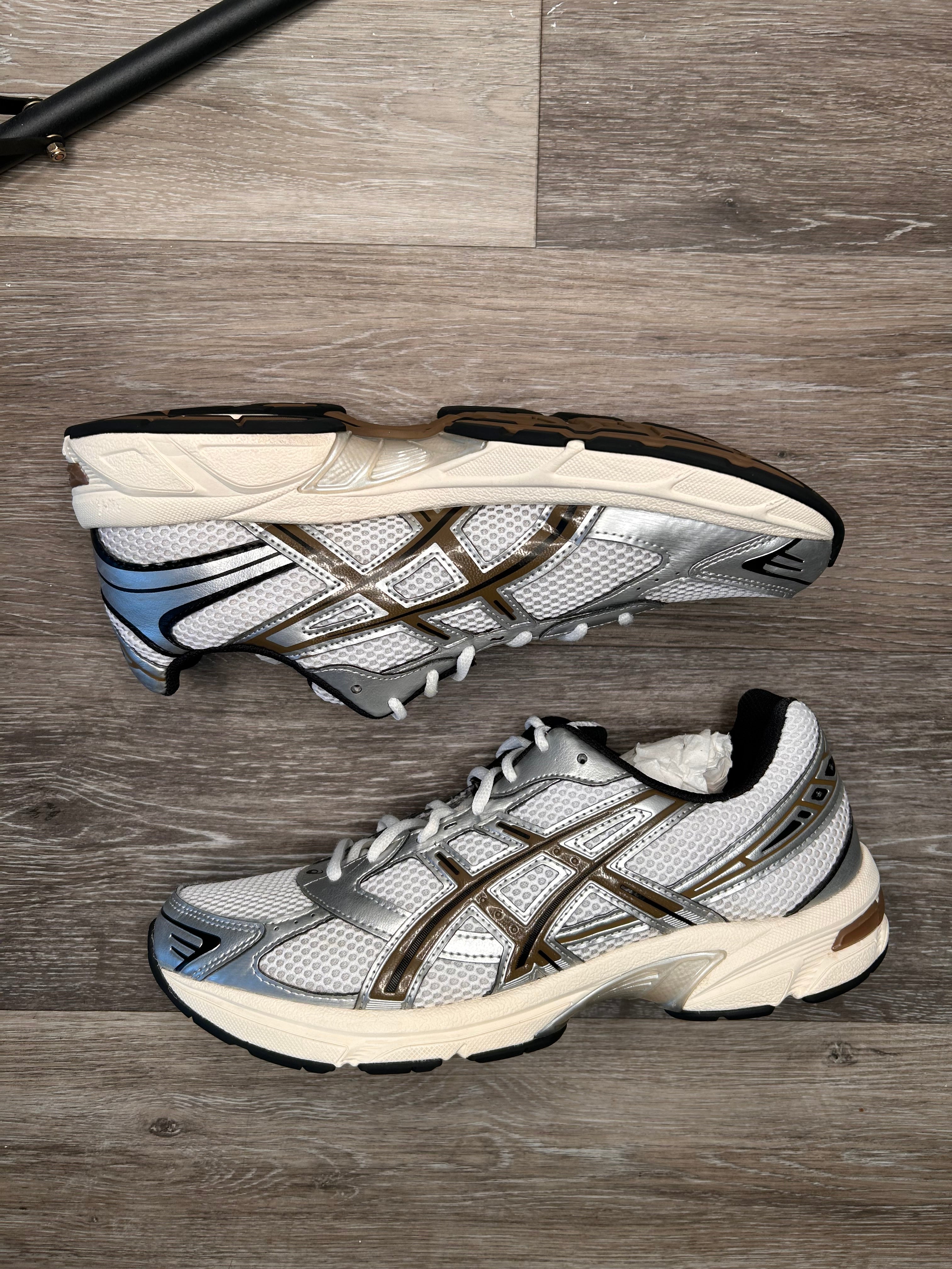 Size 10.5 - ASICS Gel 1130 Clay Canyon (2023) men’s comfortable shoes