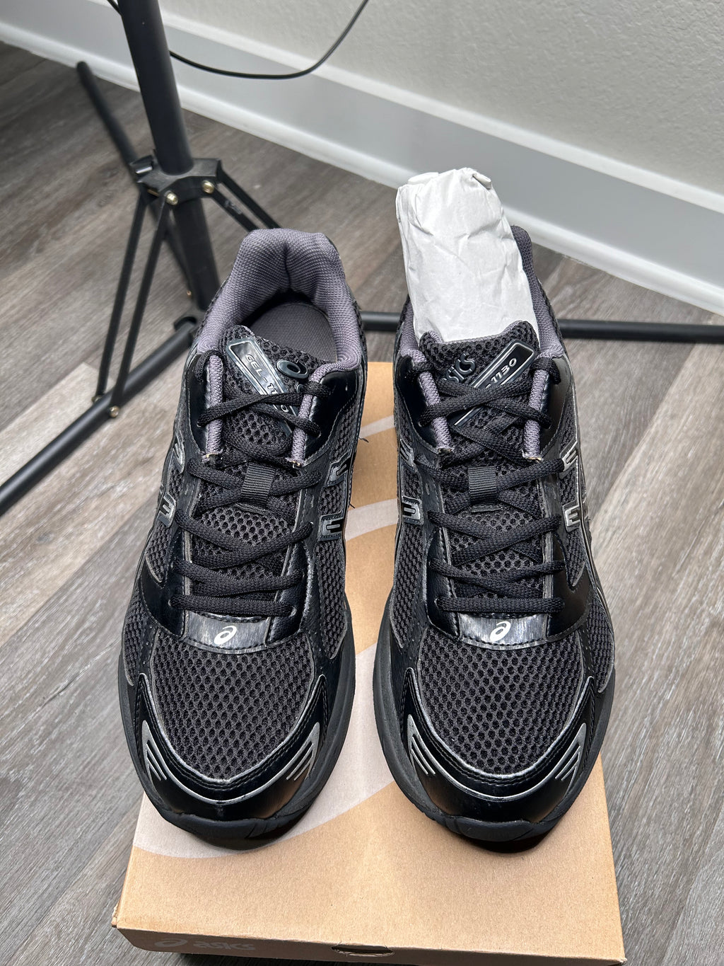 ASICS GEL-1130 Black Pure Silver Mens 11.5 Womens 13 Running Shoes Sneakers