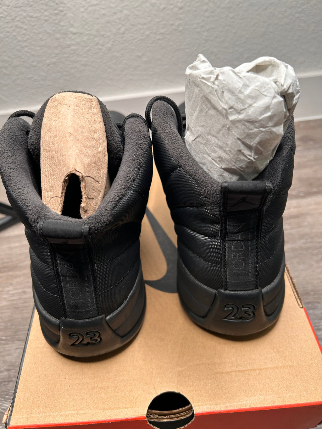Nike Air Retro Jordan 12 Winterized Triple Black - Size 10.5 (2018)
