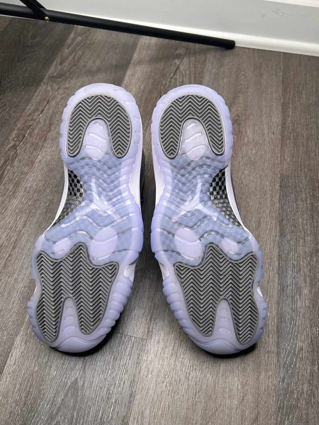 Size 10 Nike air Jordan retro 11 COOL GREY (2021)