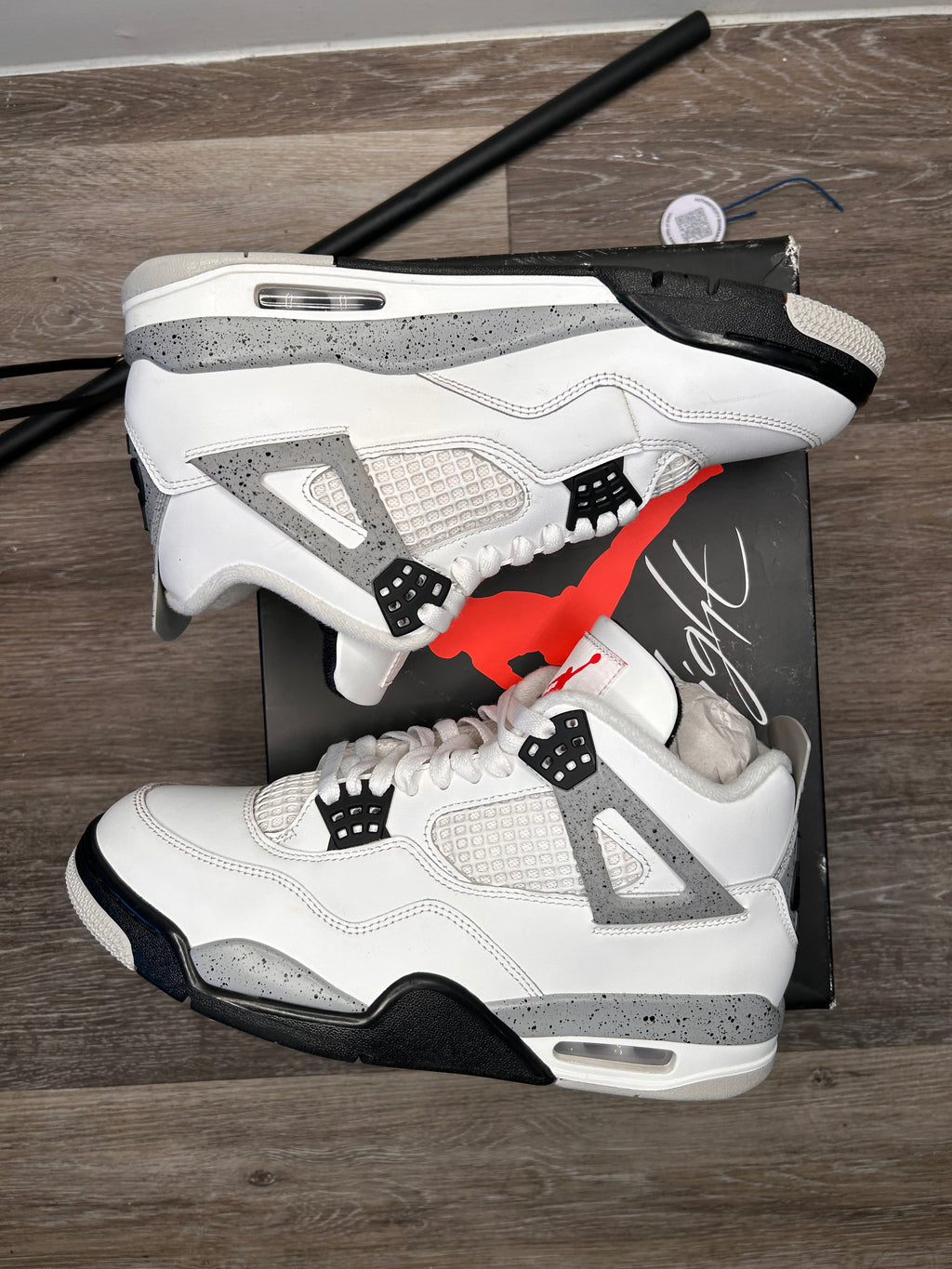 Nike Air Retro Jordan 4 Retro White Cement Og (2025) Size 8.5 Mens