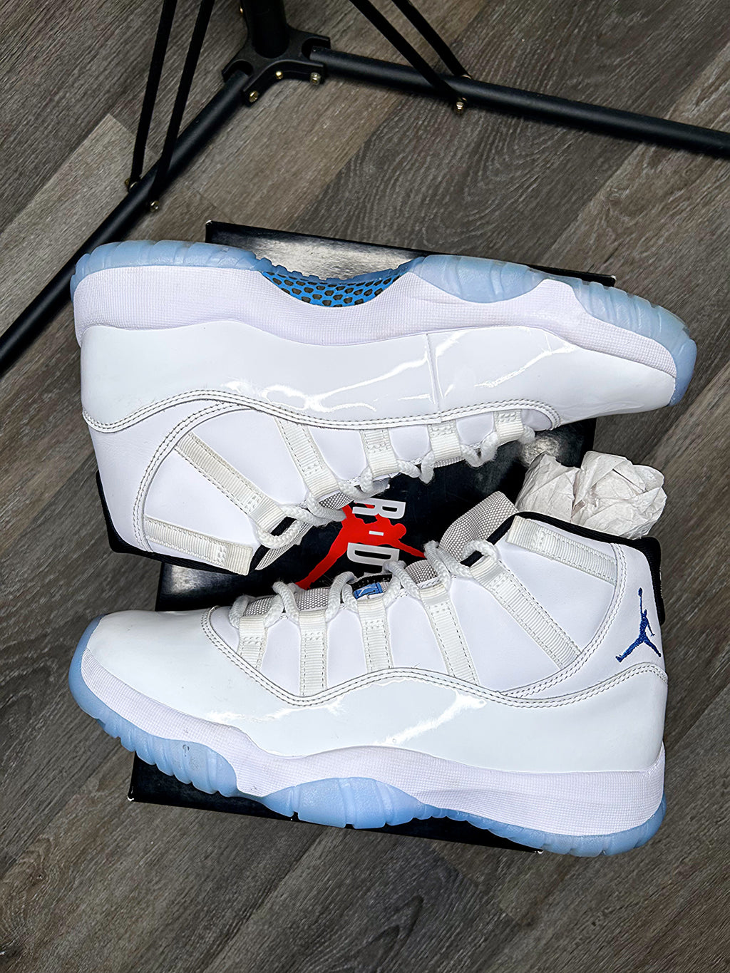 Size 9 Nike Jordan 11 Retro Legend Blue CT8012-104 Men’s