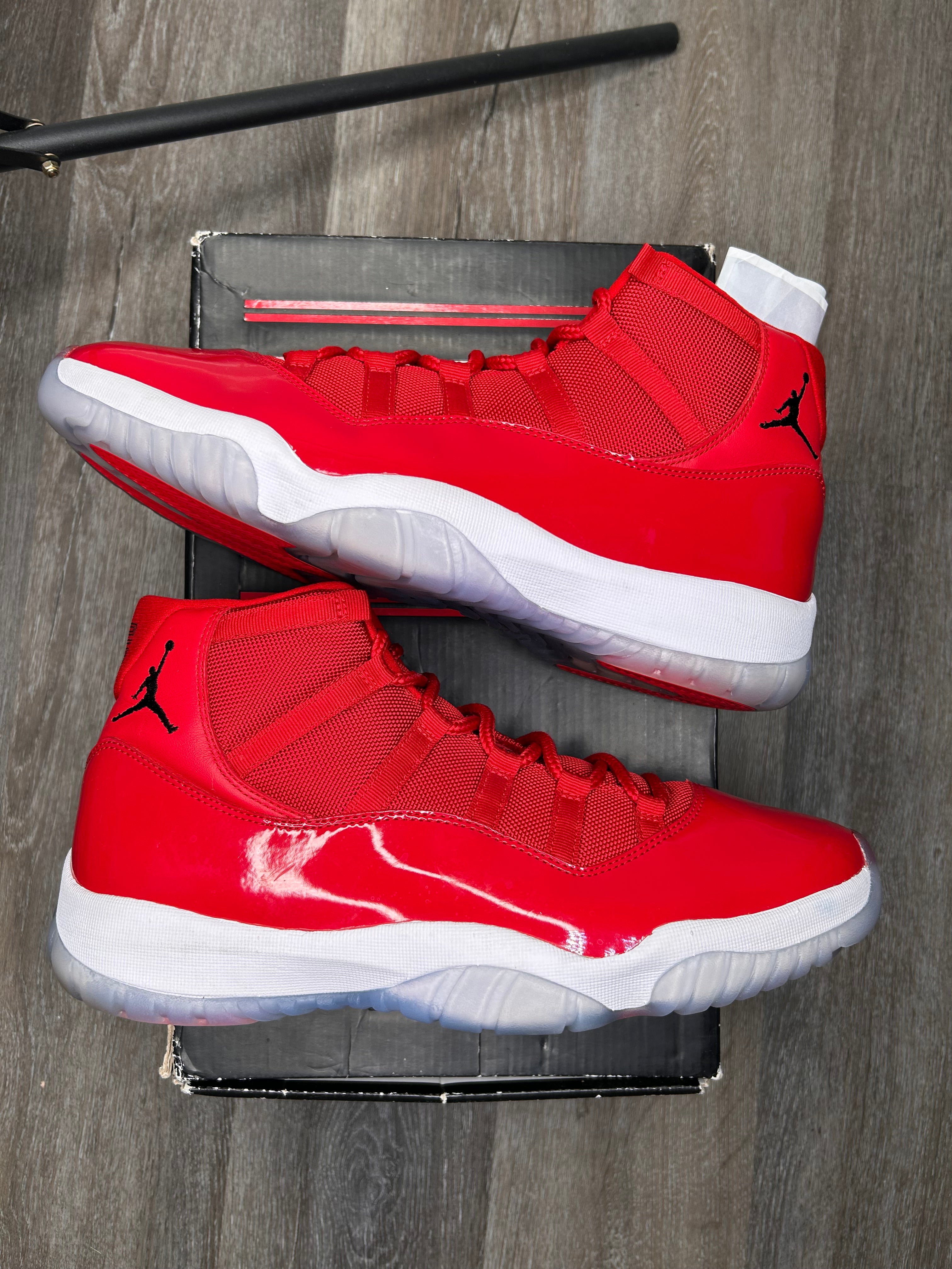 Size 13 Nike air retro Jordan 11 XI Win like 96 (2017) men’s