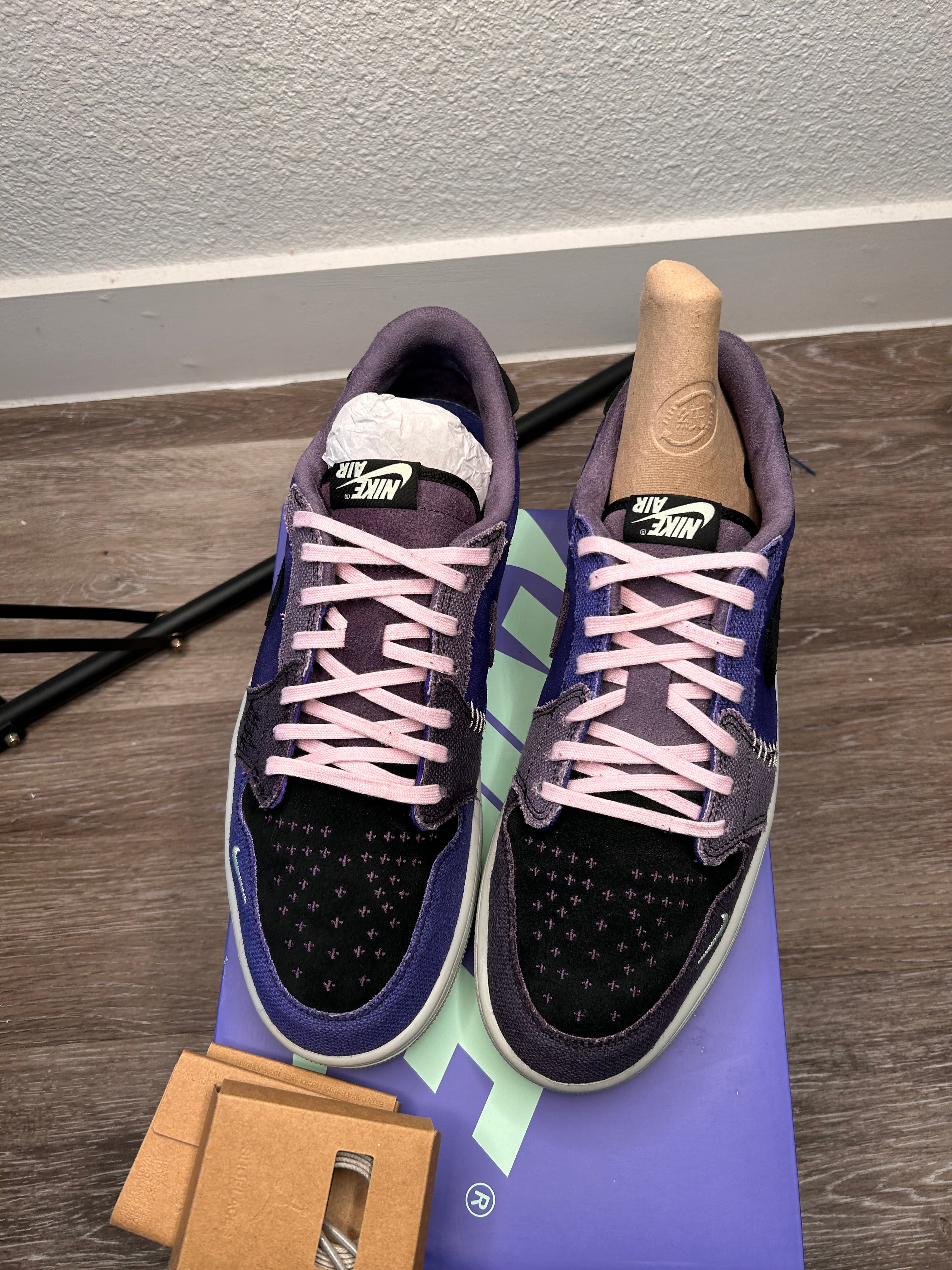 Size 10.5 - Zion Williamson x Air Jordan 1 Retro OG Low Voodoo Alternate (2025)