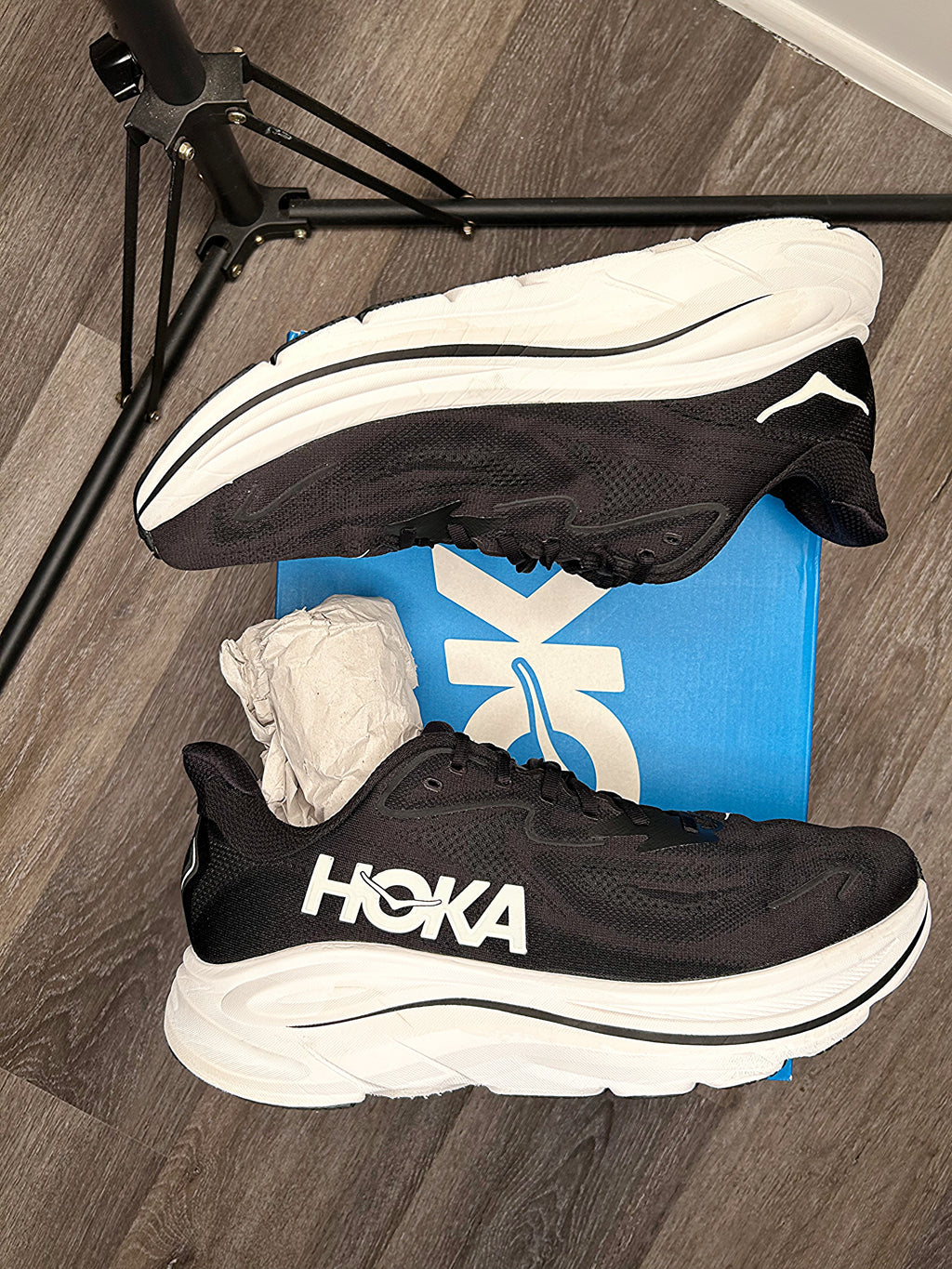HOKA ONE ONE Clifton 10 Black White Mens Size 13 Running Shoes Sneakers w/ Box