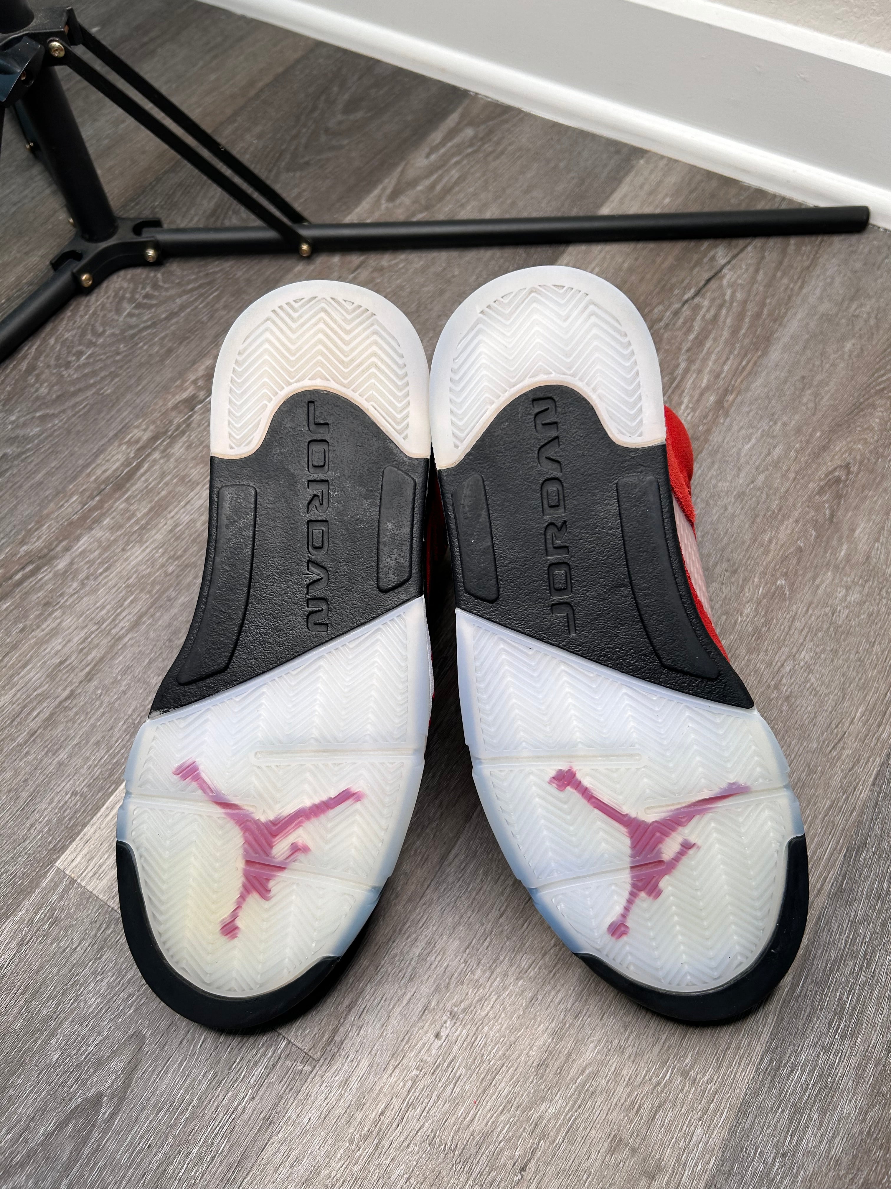 Size 9.5 - Jordan 5 Raging Bull (2021) DD0587-600