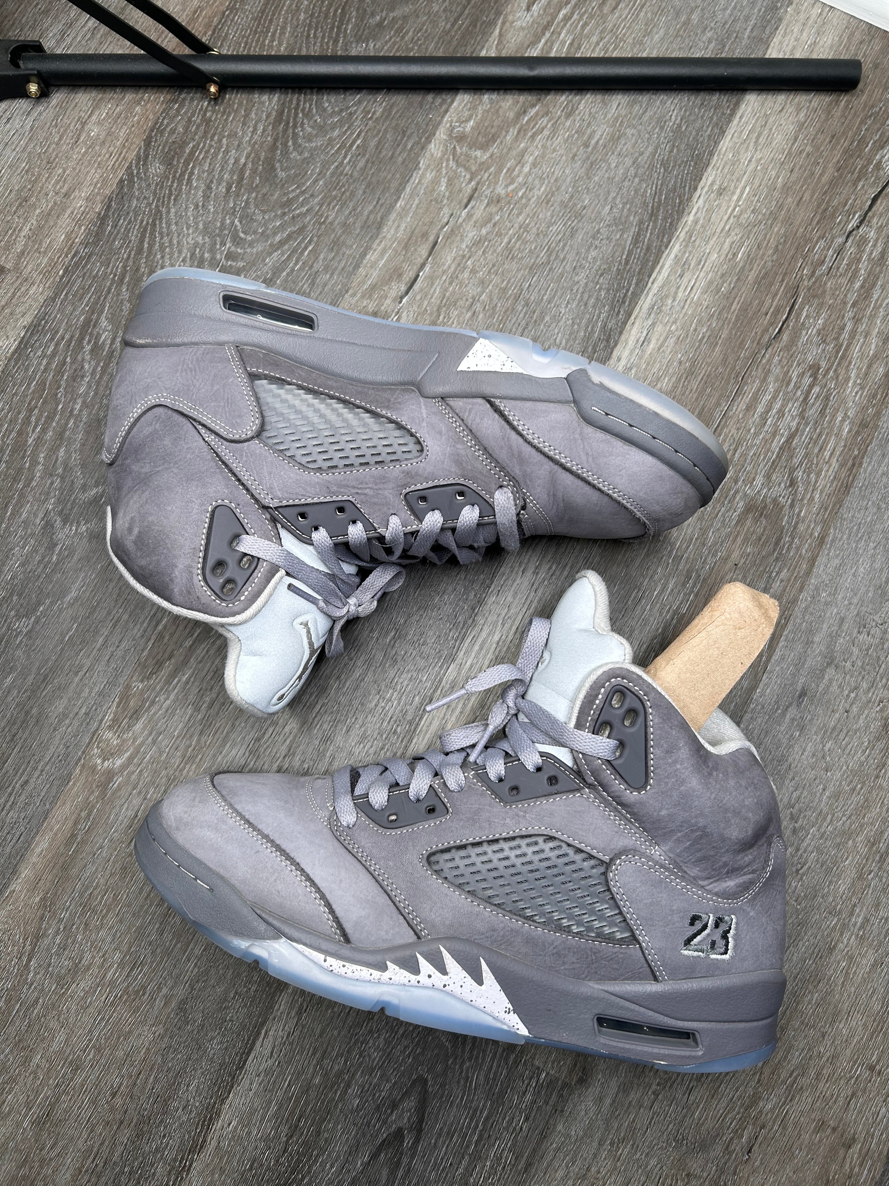 Size 10 Nike air Jordan retro 5 WOLF GREY (2026) men’s