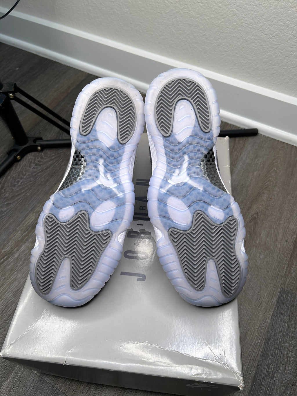 Size 7Y - Jordan 11 Cool Grey (2021) CT8012-005