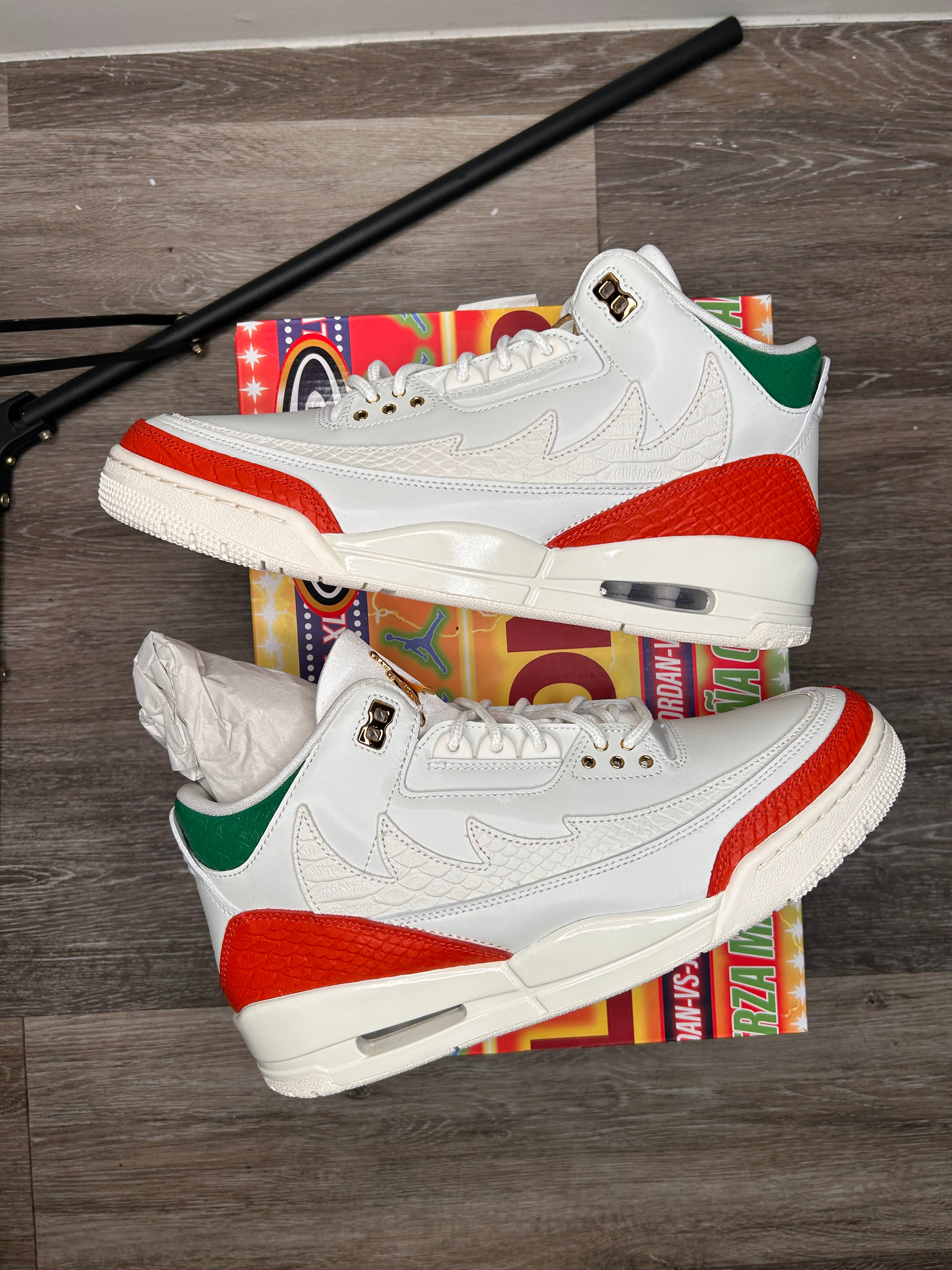 Size 10.5-Men Air Jordan 3 Retro El Vuelo Summit White/Metallic Gold IO1752-100 (2025)