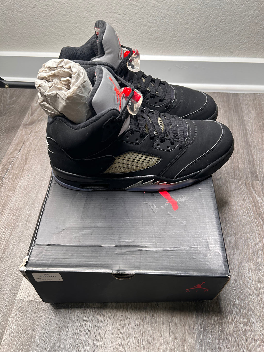 Nike air retro Jordan 5 BLACK METALLIC (2016) size 11 men’s