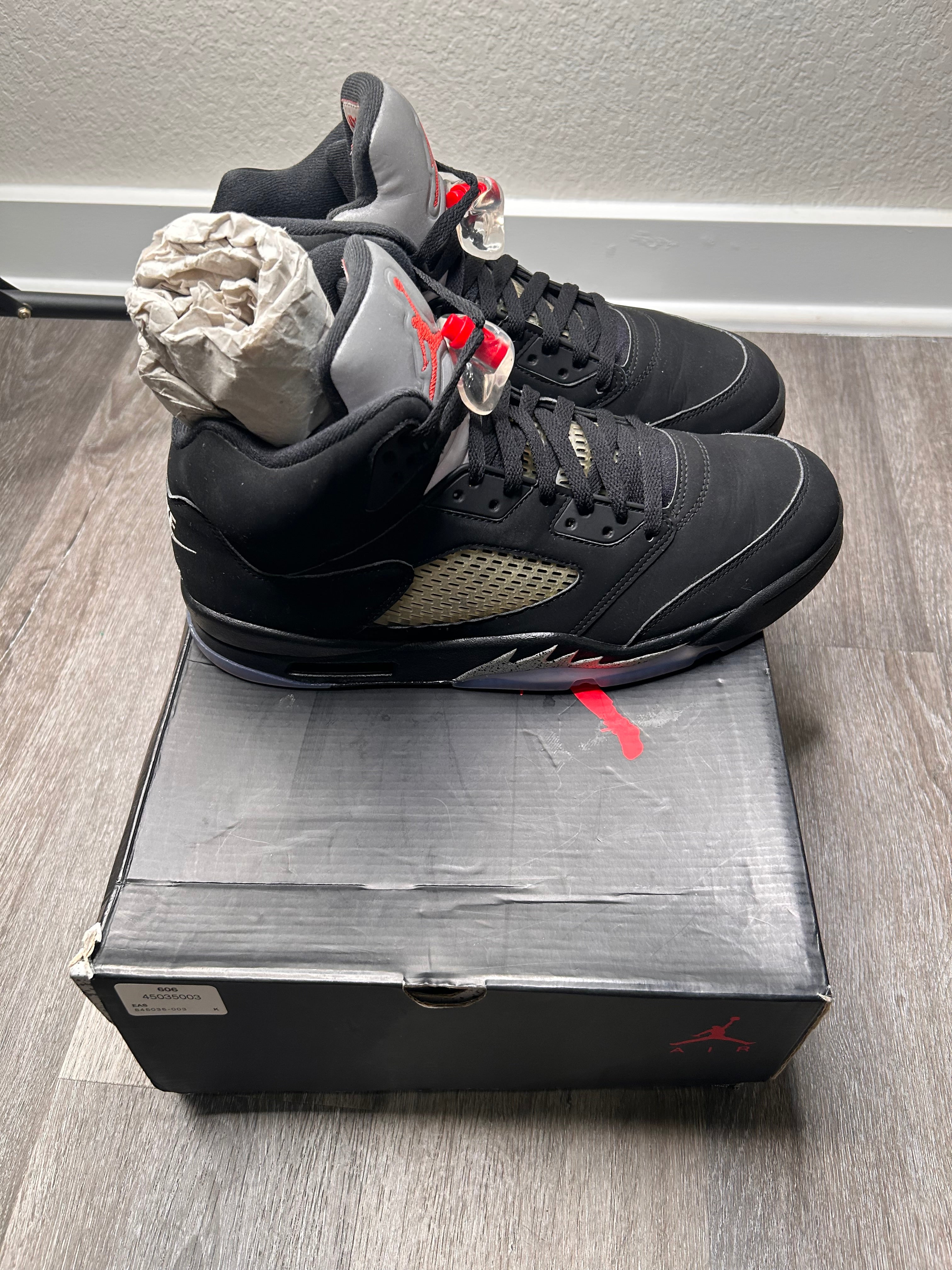 Nike air retro Jordan 5 BLACK METALLIC (2016) size 11 men’s