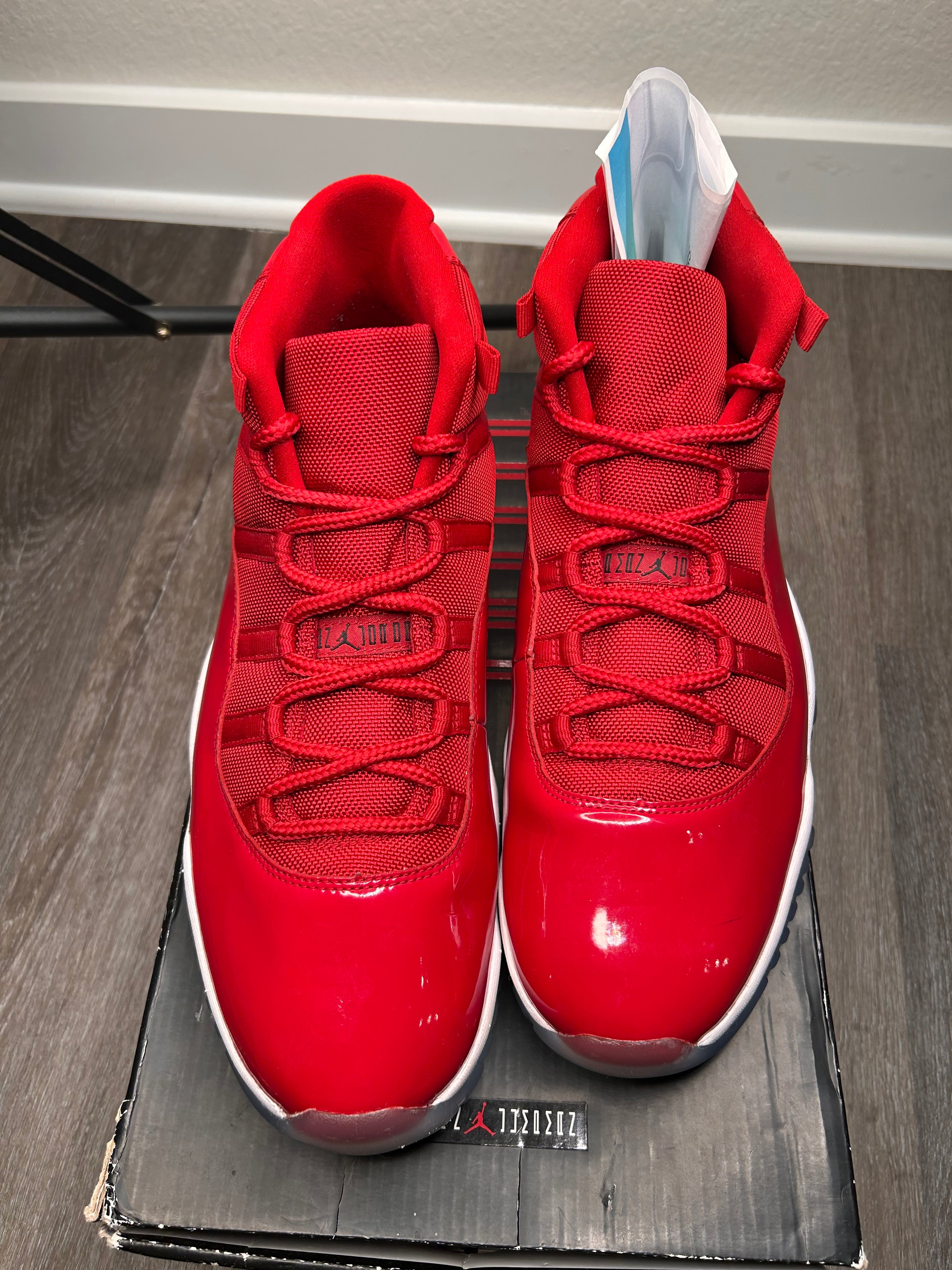 Size 13 Nike air retro Jordan 11 XI Win like 96 (2017) men’s