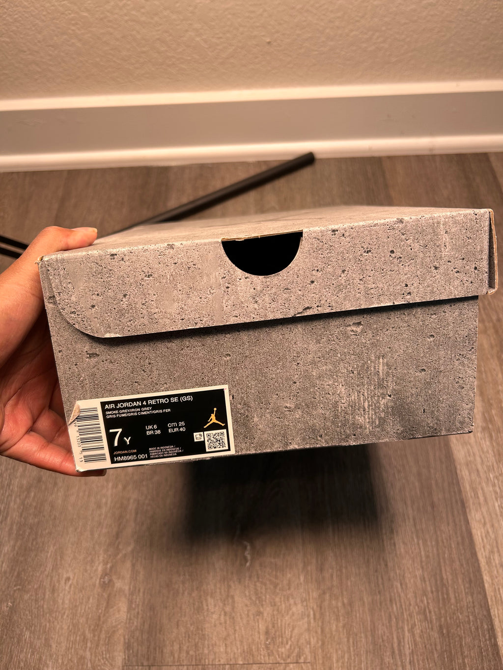 Nike air Jordan 4 wet cement (2024) size 7Y
