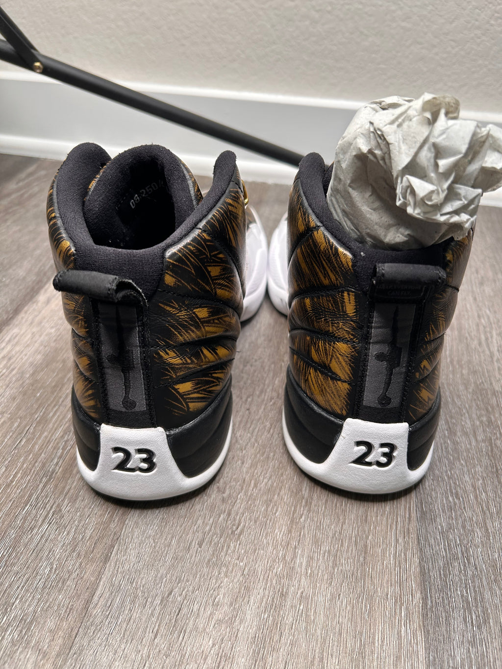 Nike air retro Jordan 12 XII WINGS (2016) size 10.5