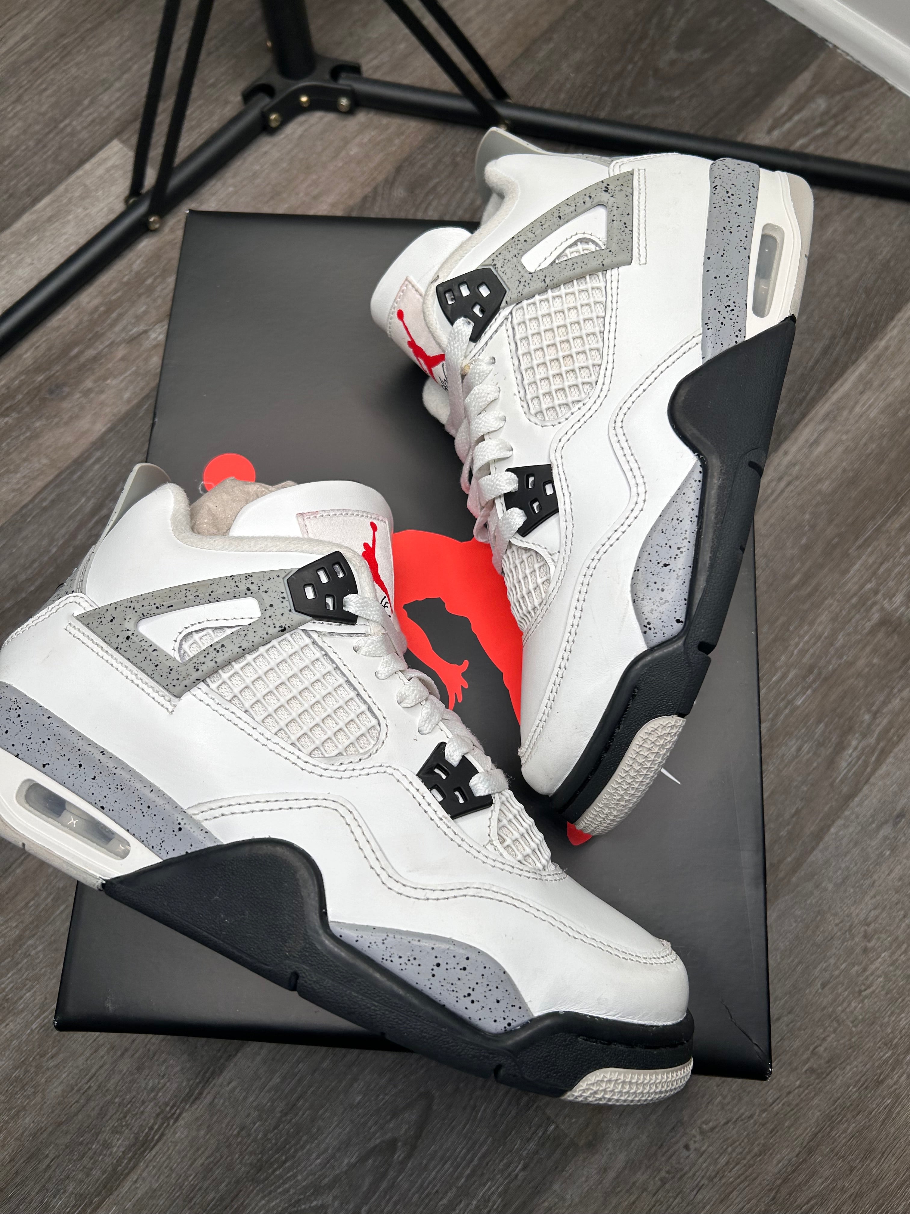 Size 6.5Y Nike Air Jordan 4 Retro OG White Cement GS Kids FV5029-100 Sneaker