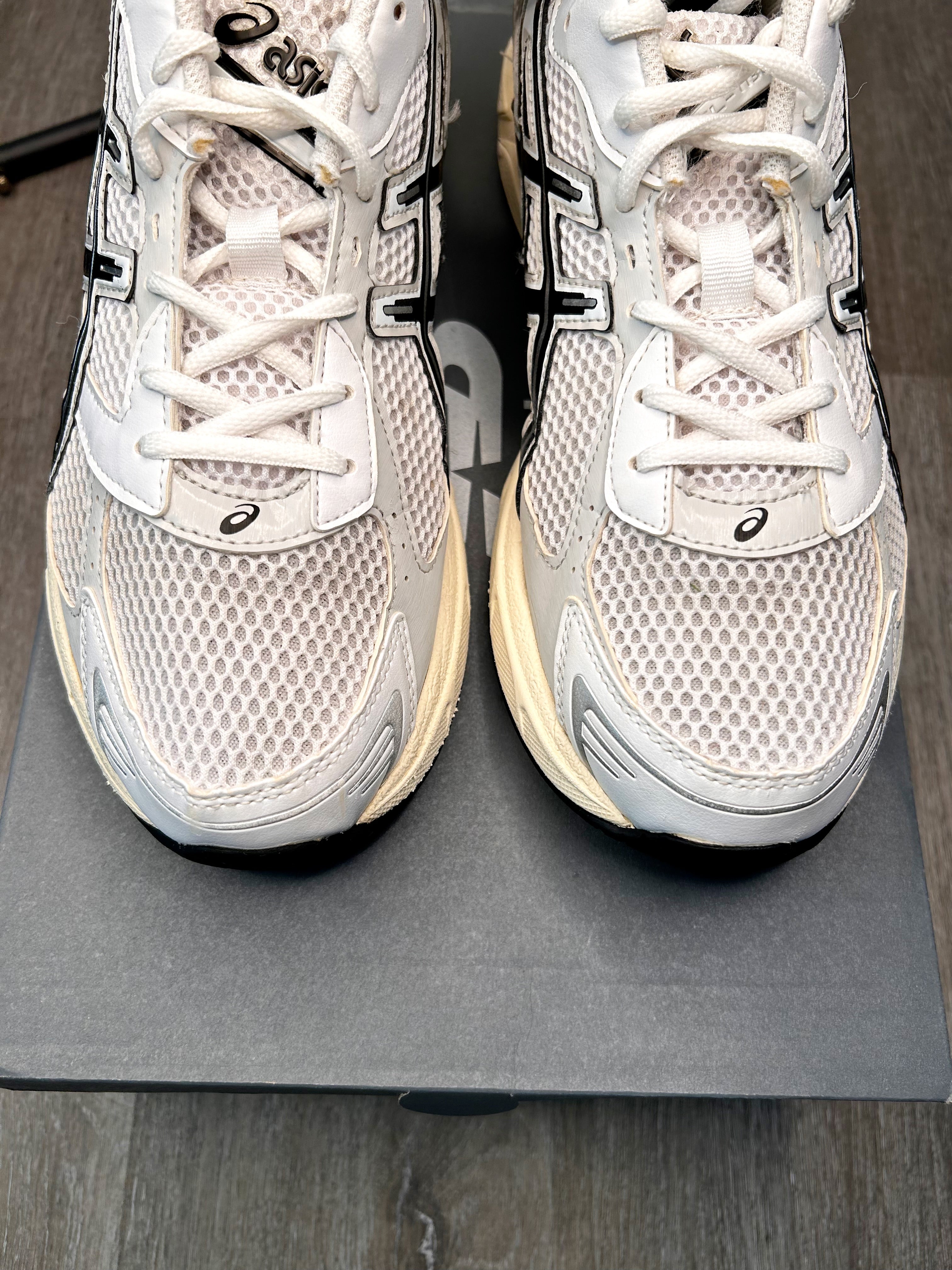 ASICS 1130 GEL size 11 men’s cloud grey