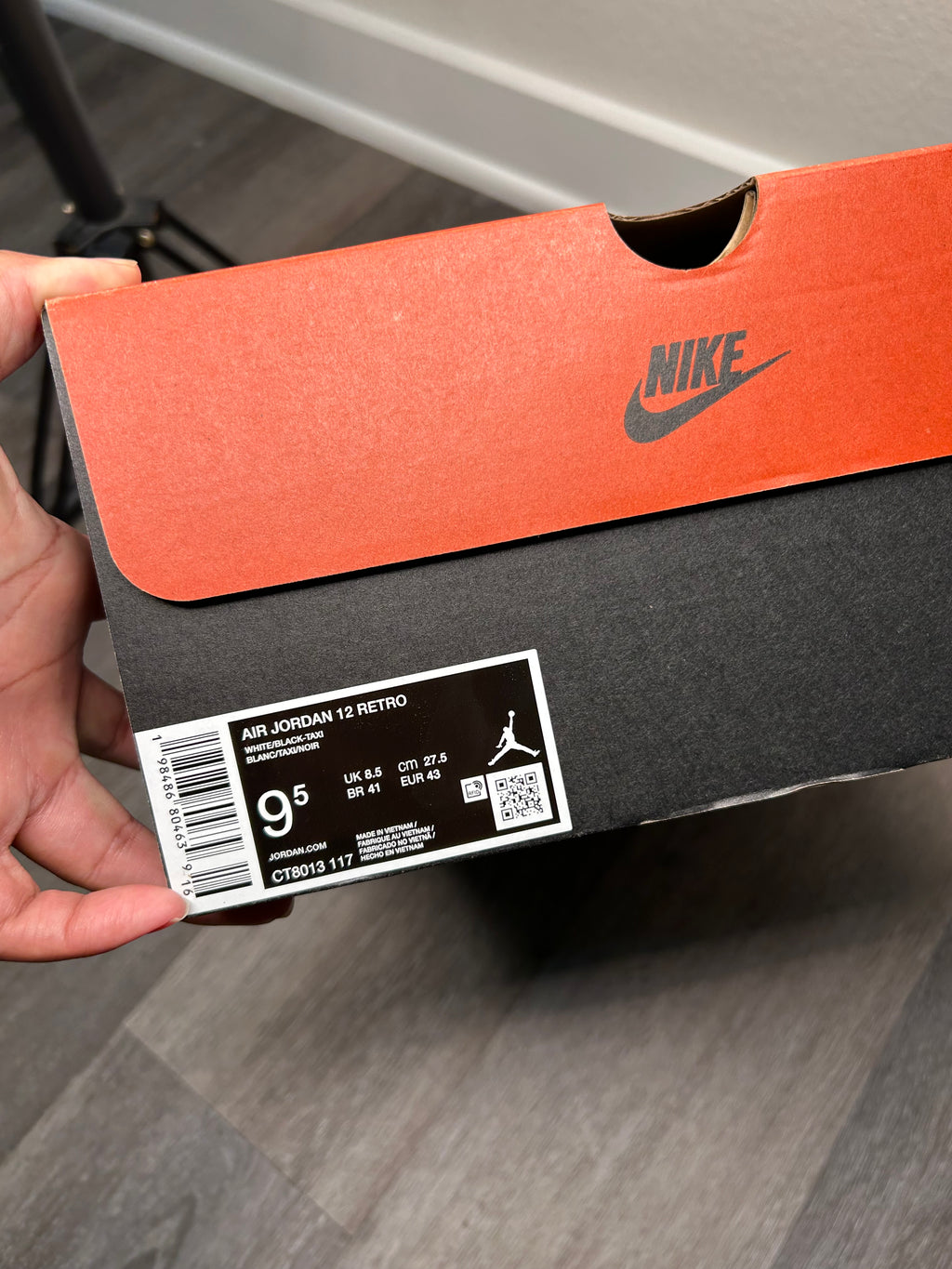 Size 9.5 - Jordan 12 Taxi (2025) CT8013-117