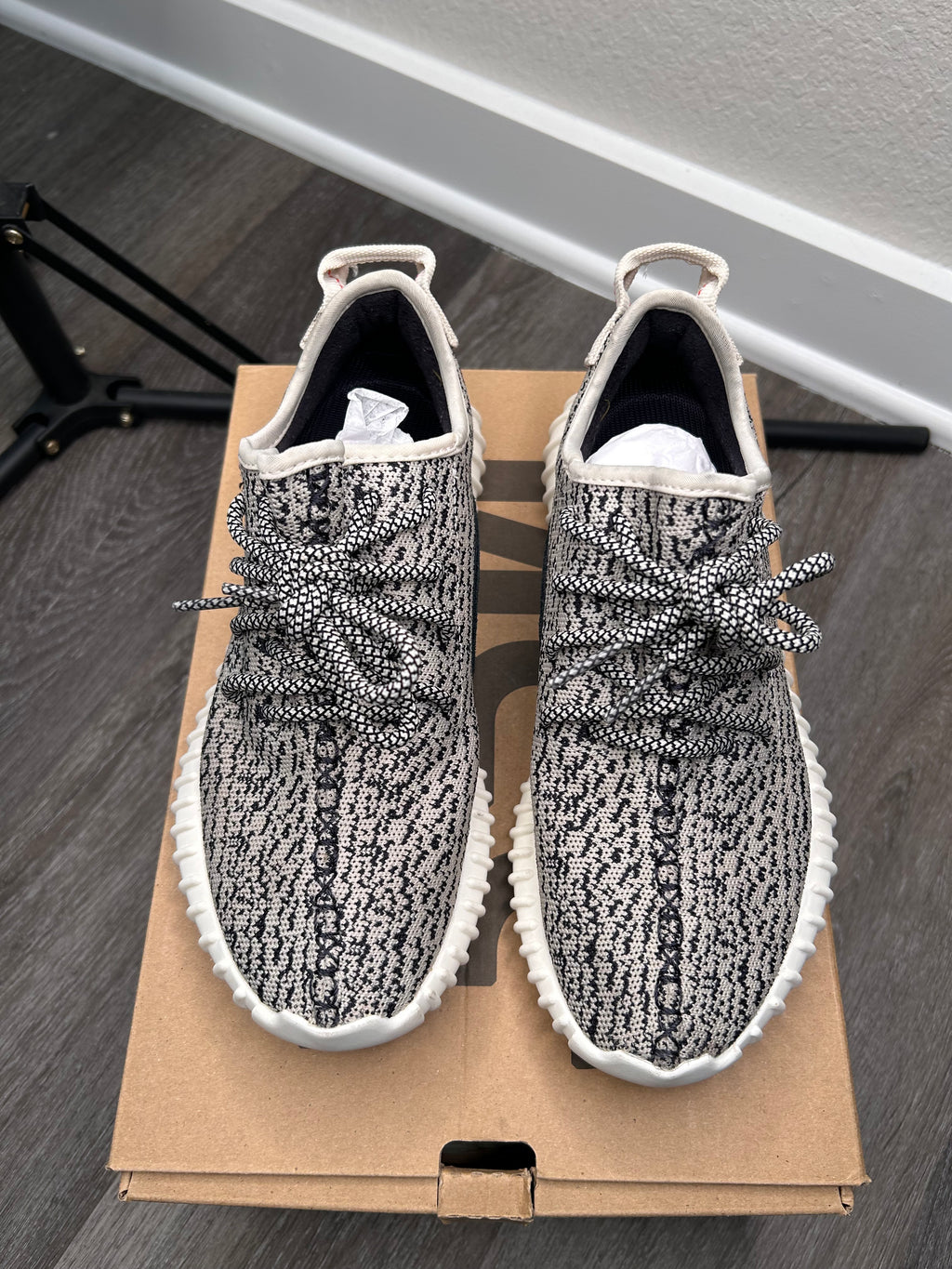 Size 6.5 - Adidas Yeezy 350 V1 Turtle Dove (2022) AQ4832