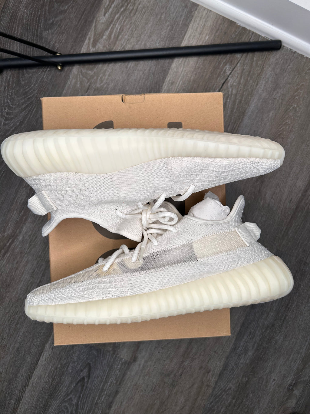 Size 9.5 - adidas Yeezy Boost 350 V2 Bone (2022) HQ6316