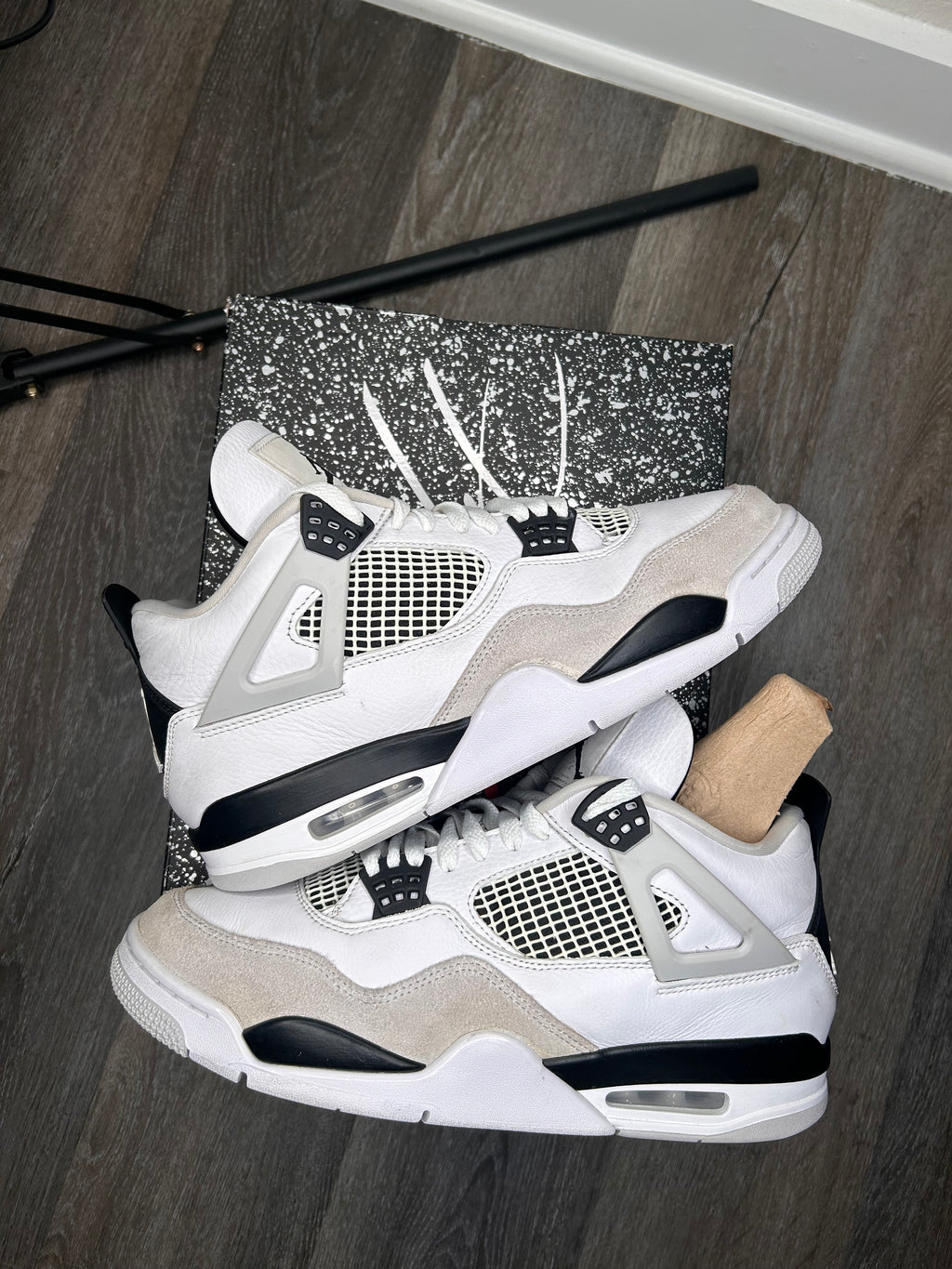 Size 10.5 Nike air Jordan retro 4 MILITARY BLACK