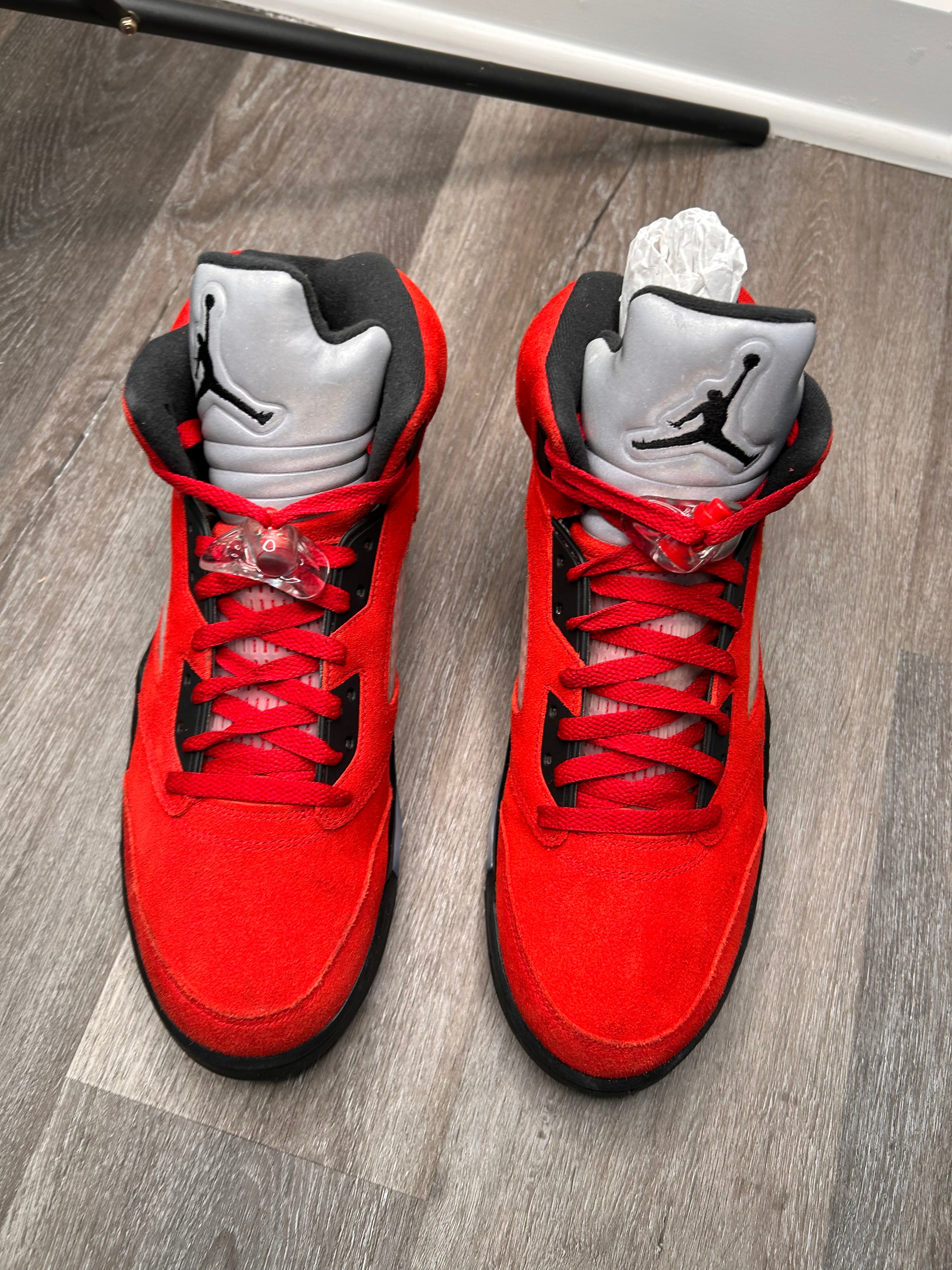 Size 13 Nike air Jordan retro 5 V Raging Bulls (2021) mens