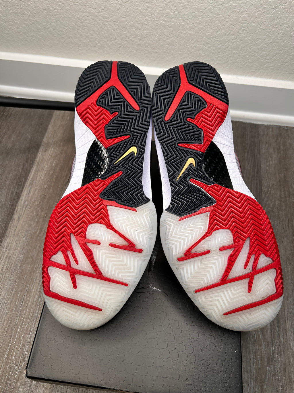 Nike Kobe Zoom Protro GOLD MEDAL (2024) Size 10.5