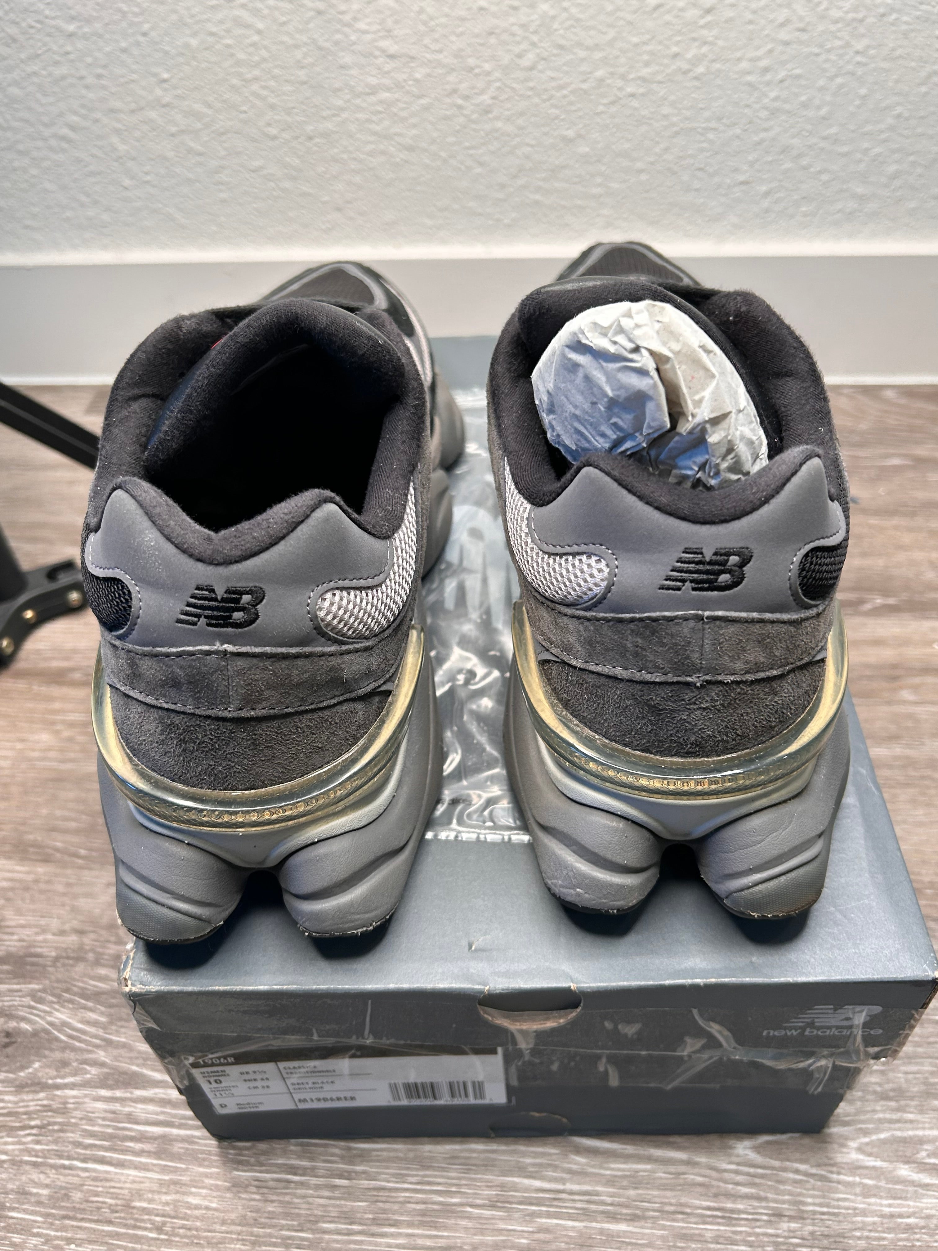 New Balance 9060 'Black Castlerock' U9060BLK Ship Now Size 11