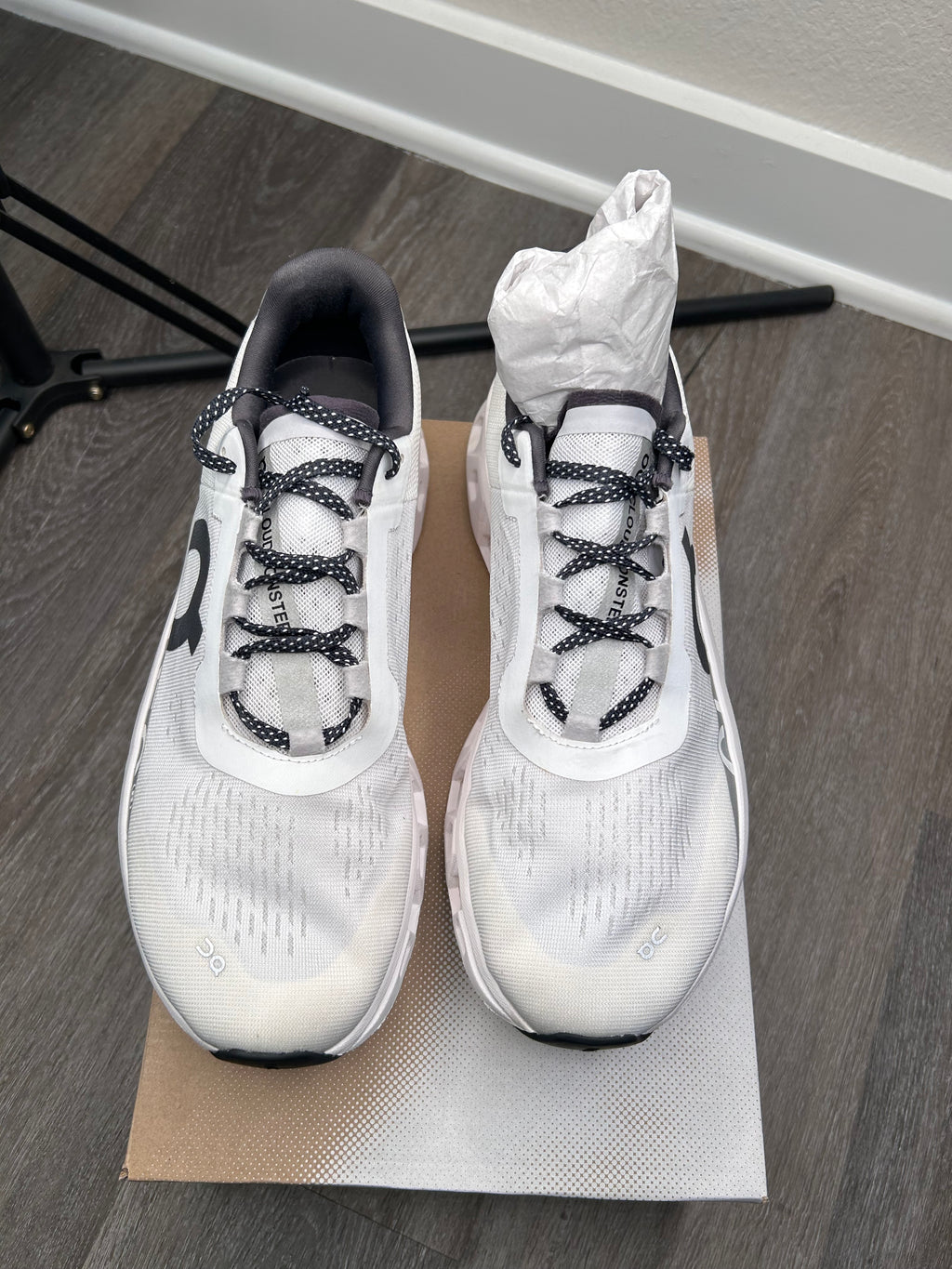 Size 9.5 - On Cloudmonster All White/Black 61-98434