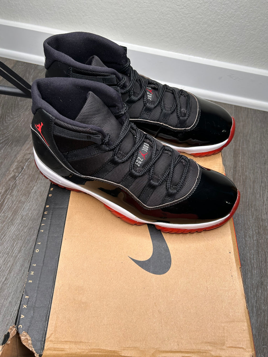 Nike air Jordan 11 retro XI Bred size 10.5 (2019)
