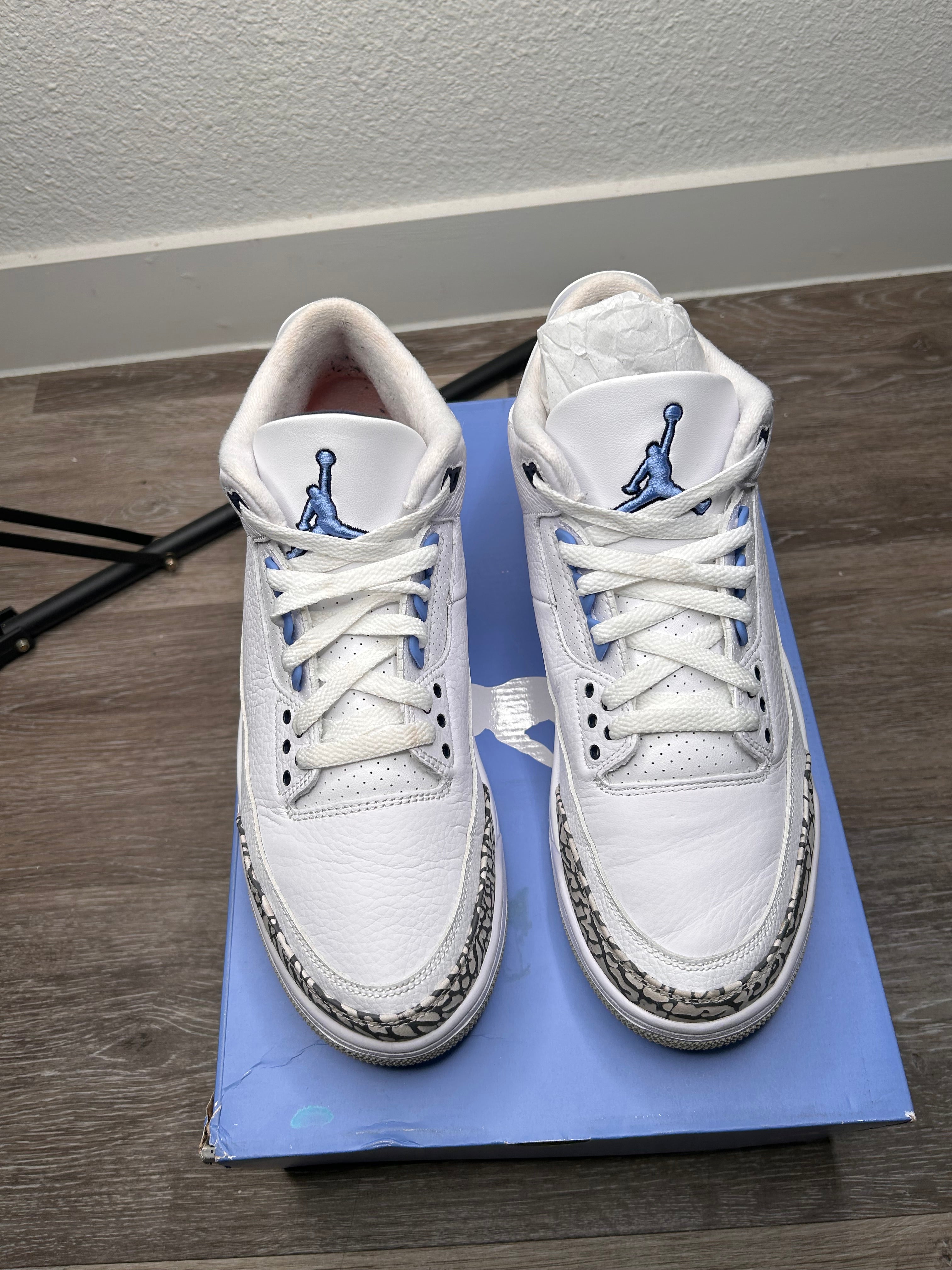 Nike Air Jordan 3 UNC ‘University Blue’ (2020) Size 9.5 Mens CT8532-104 Retro