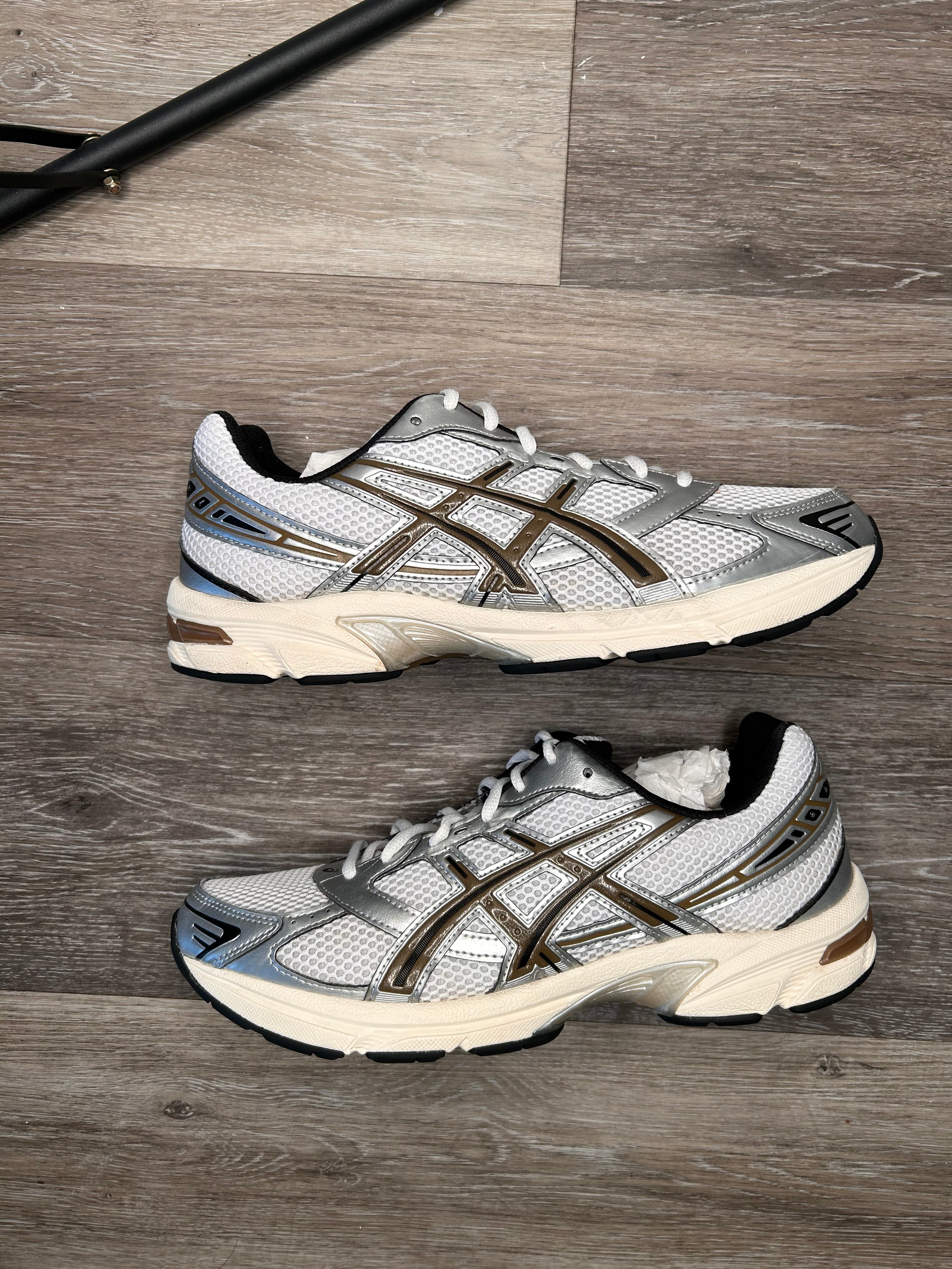 Size 10.5 - ASICS Gel 1130 Clay Canyon (2023) men’s comfortable shoes