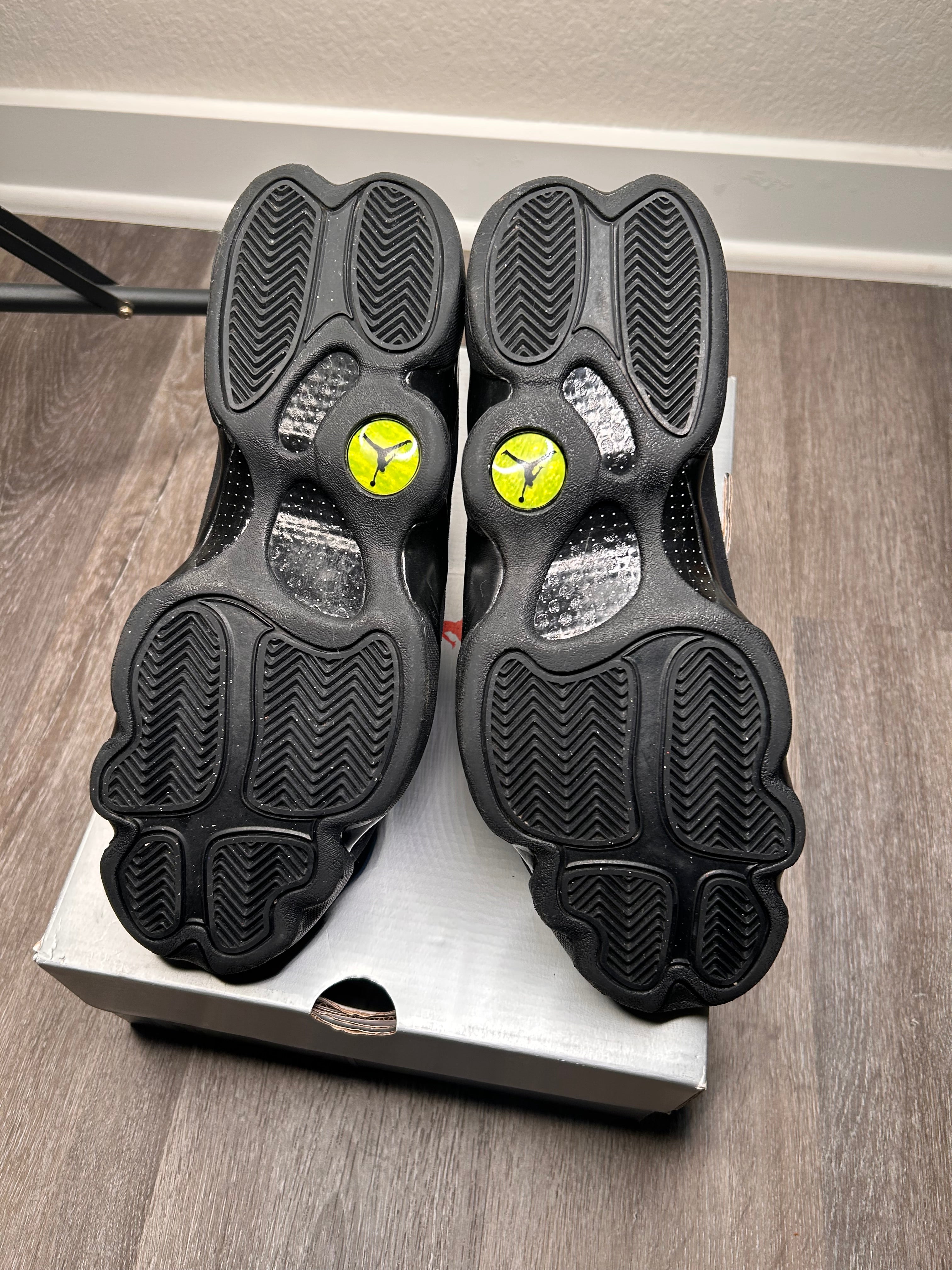 Size 10 Nike air Jordan retro 13 (2017) BLACK CAT