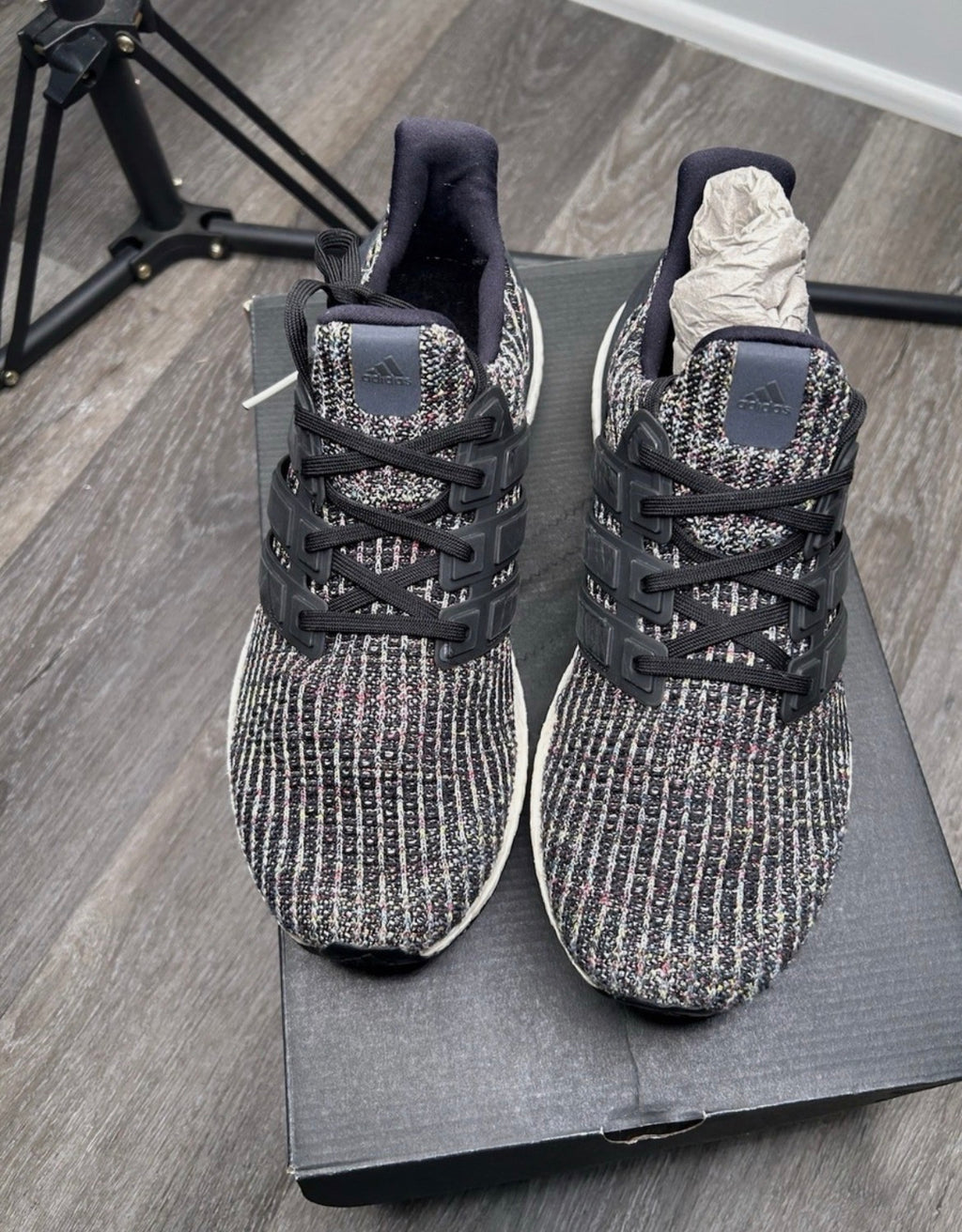 Size 8.5 Adidas UltraBoost 4.0 Black Multicolor F35232 RARE