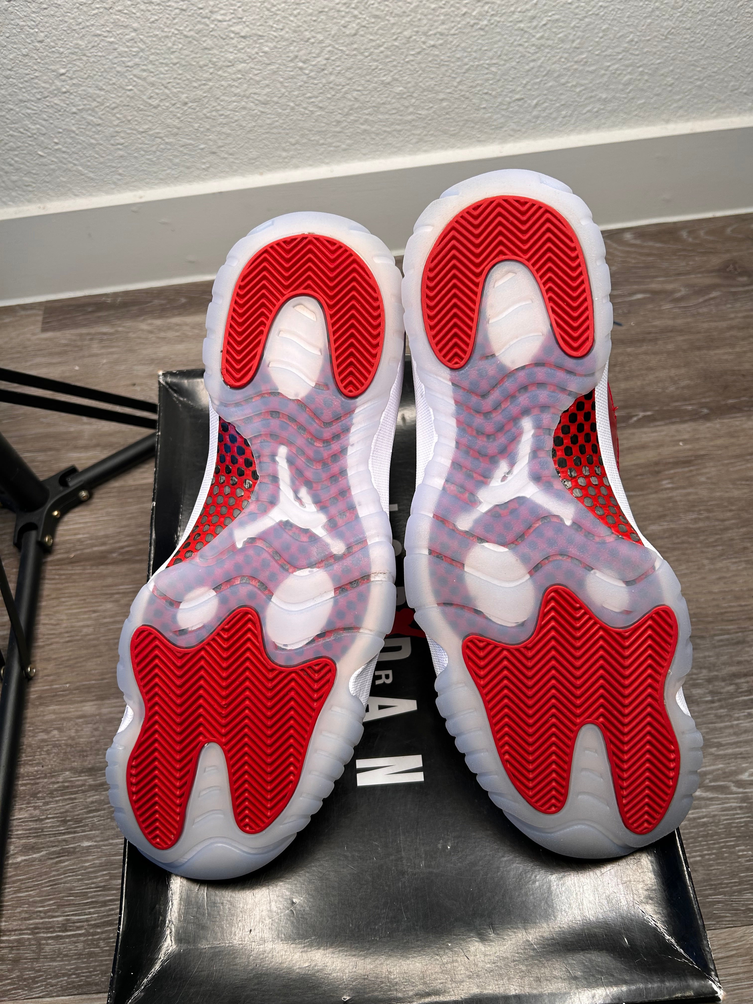 Nike Air Jordan 11 XI Retro "Cherry" [2023] Mens Size 12 US CT8012-116