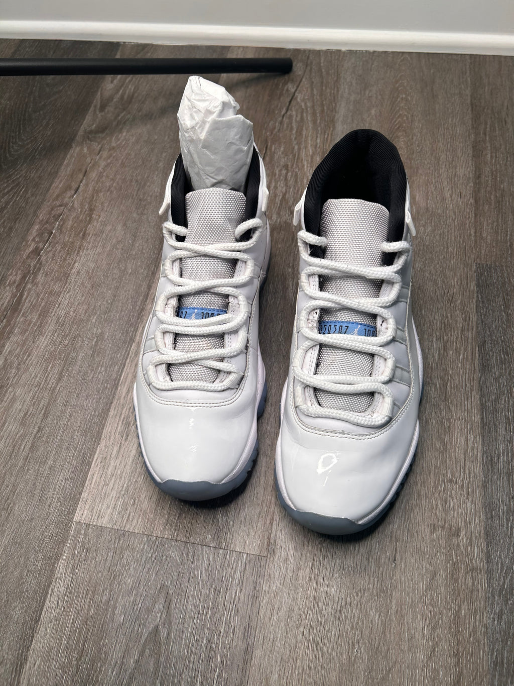 Size 8.5 Nike air Jordan retro 11 LEGEND BLUE (2024)