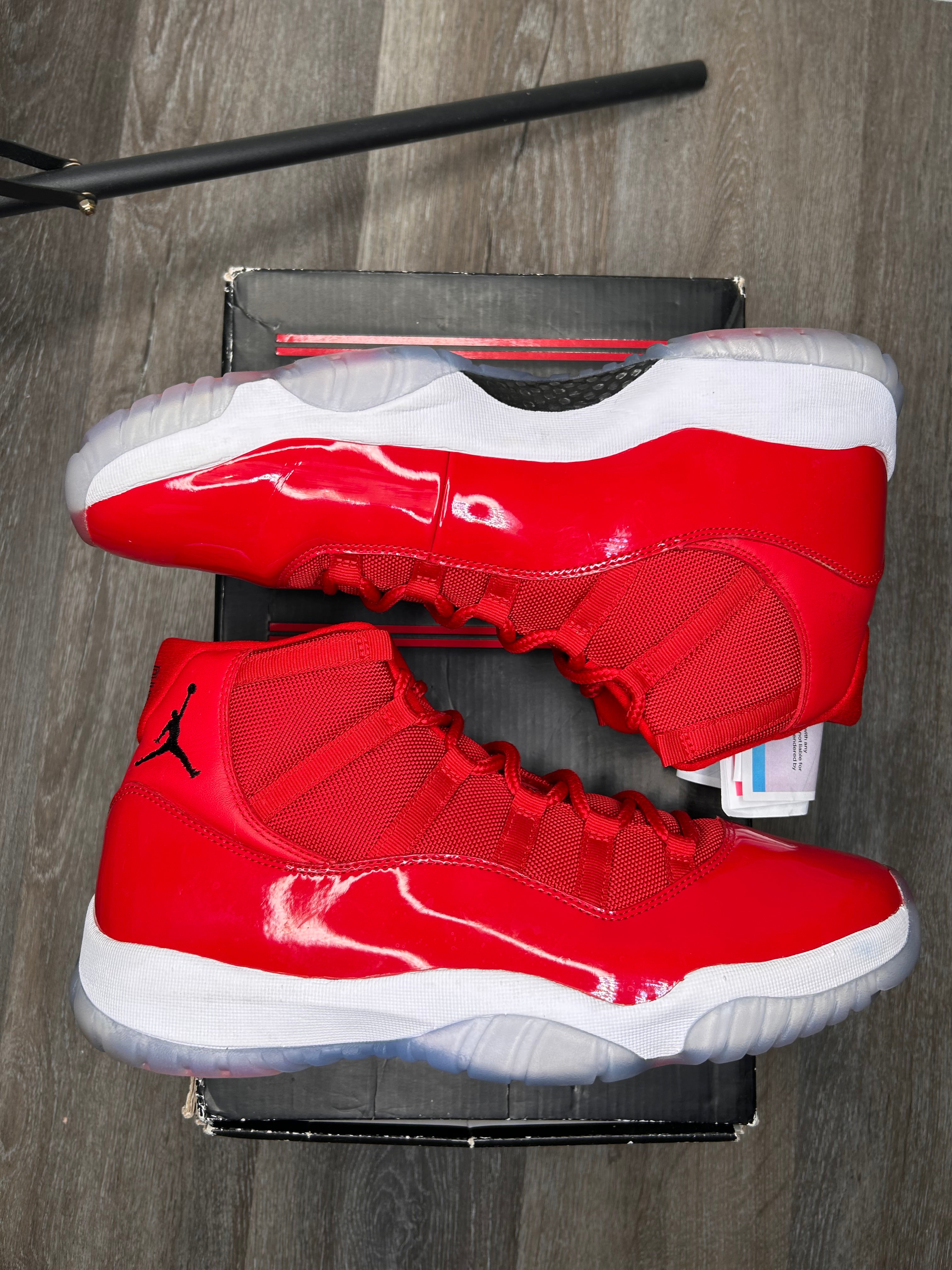 Size 13 Nike air retro Jordan 11 XI Win like 96 (2017) men’s
