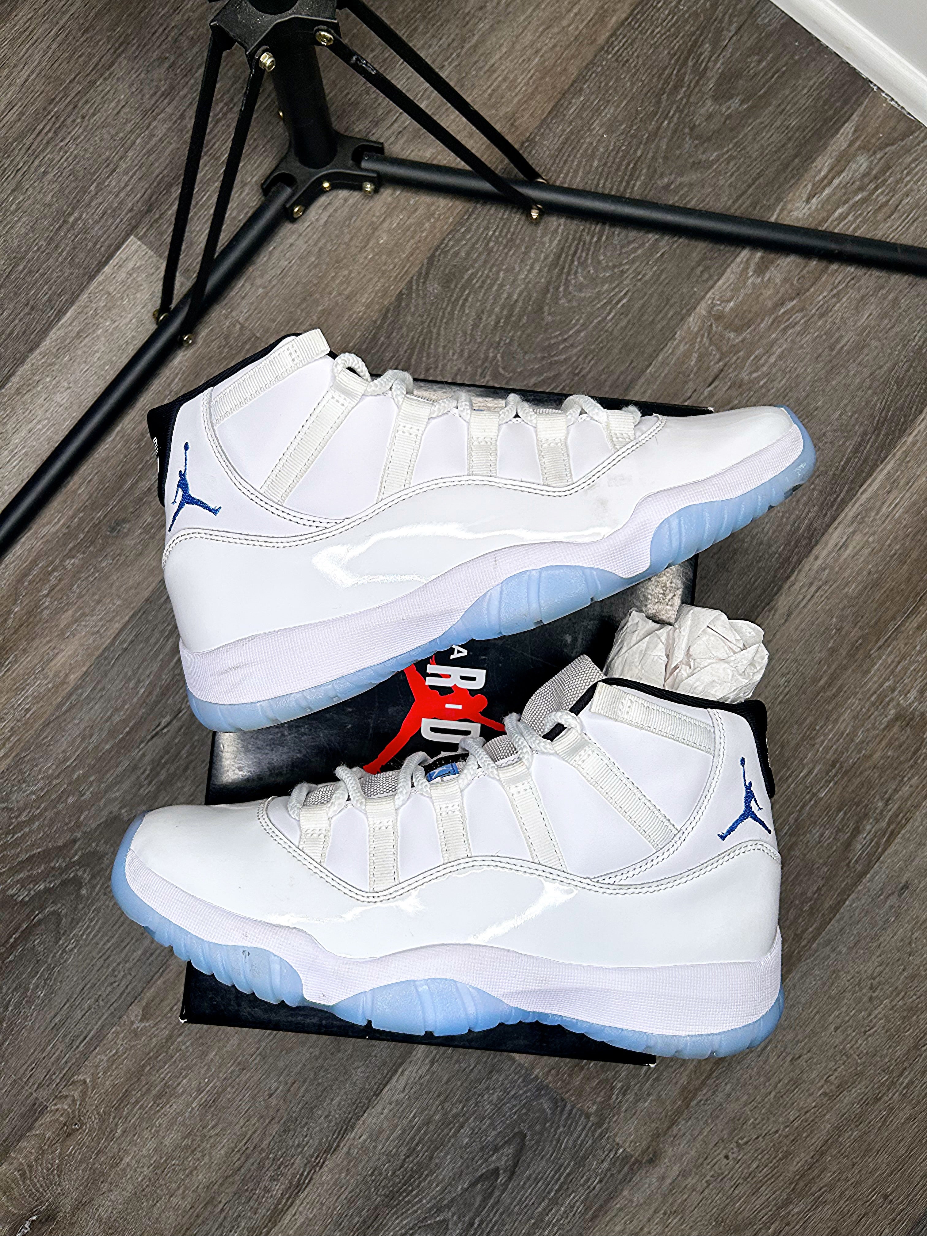 Size 9 Nike Jordan 11 Retro Legend Blue CT8012-104 Men’s